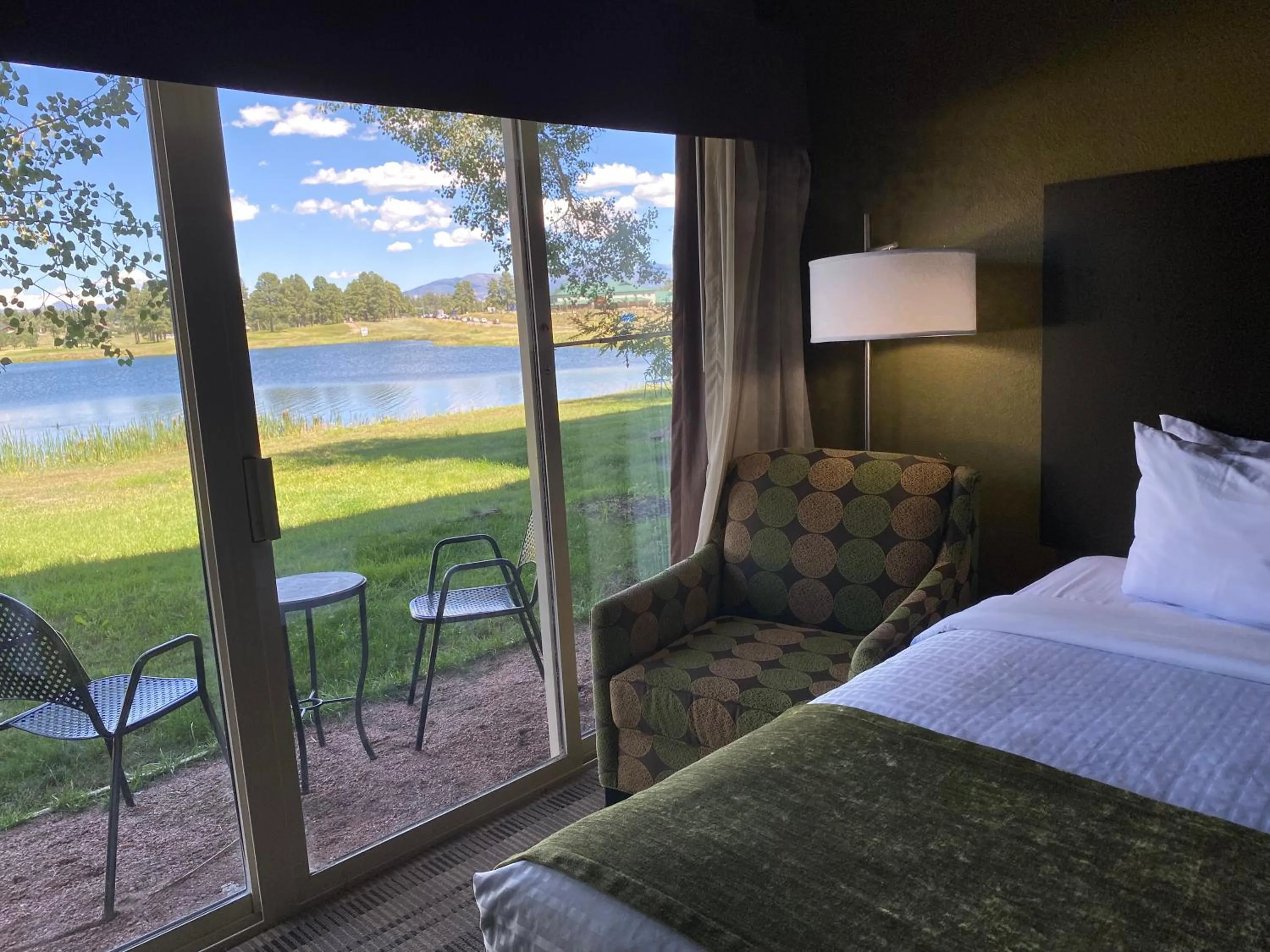 Balcony/Terrace, Bed in Pagosa Lodge