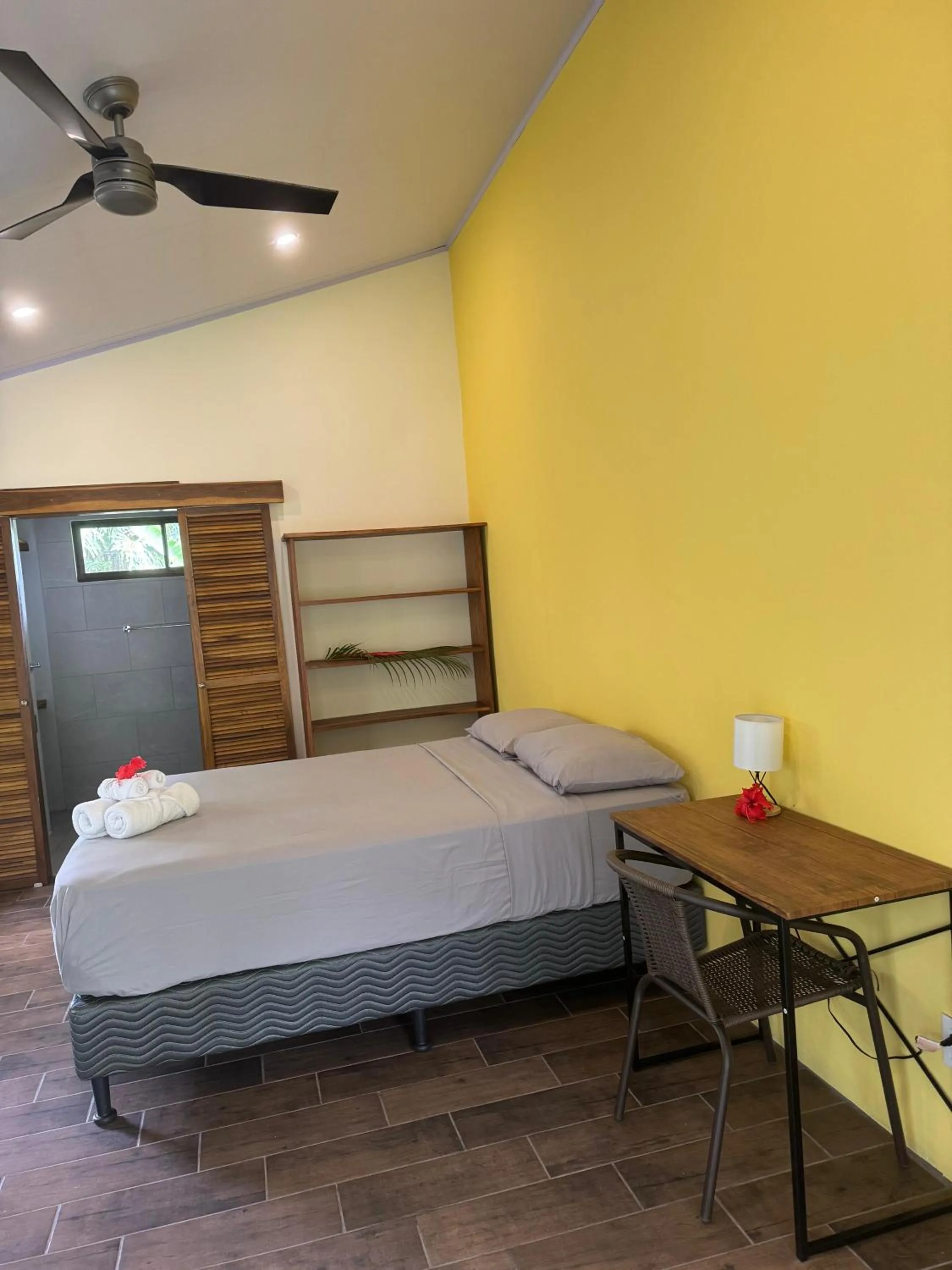 View (from property/room), Bed in El Jardin de Playa Negra