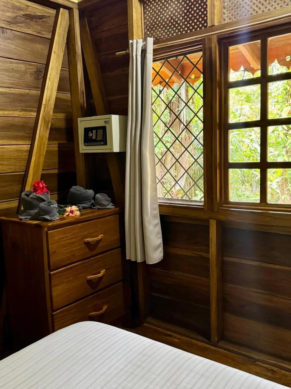 Bedroom, Bed in El Jardin de Playa Negra