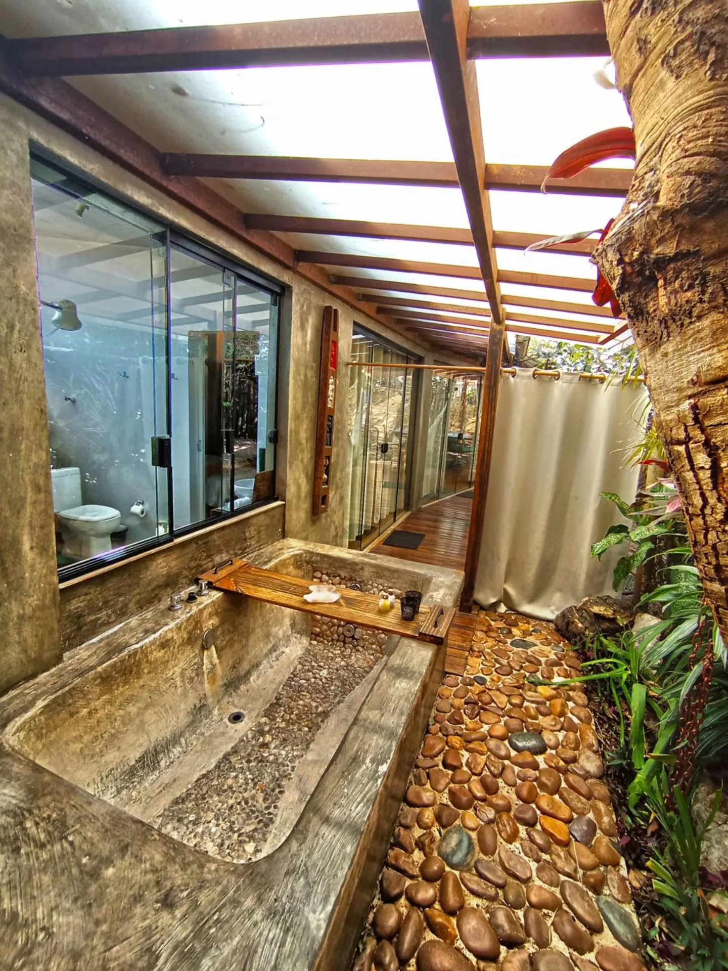 Hot Tub in Vila Abaton