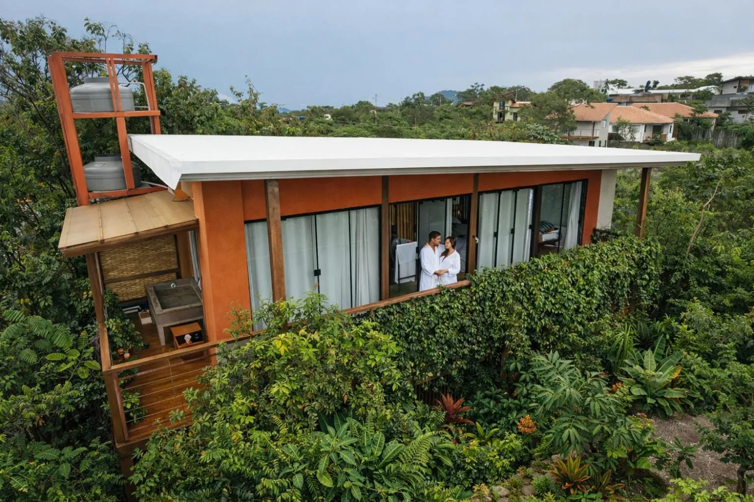 Property building in Vila Abaton