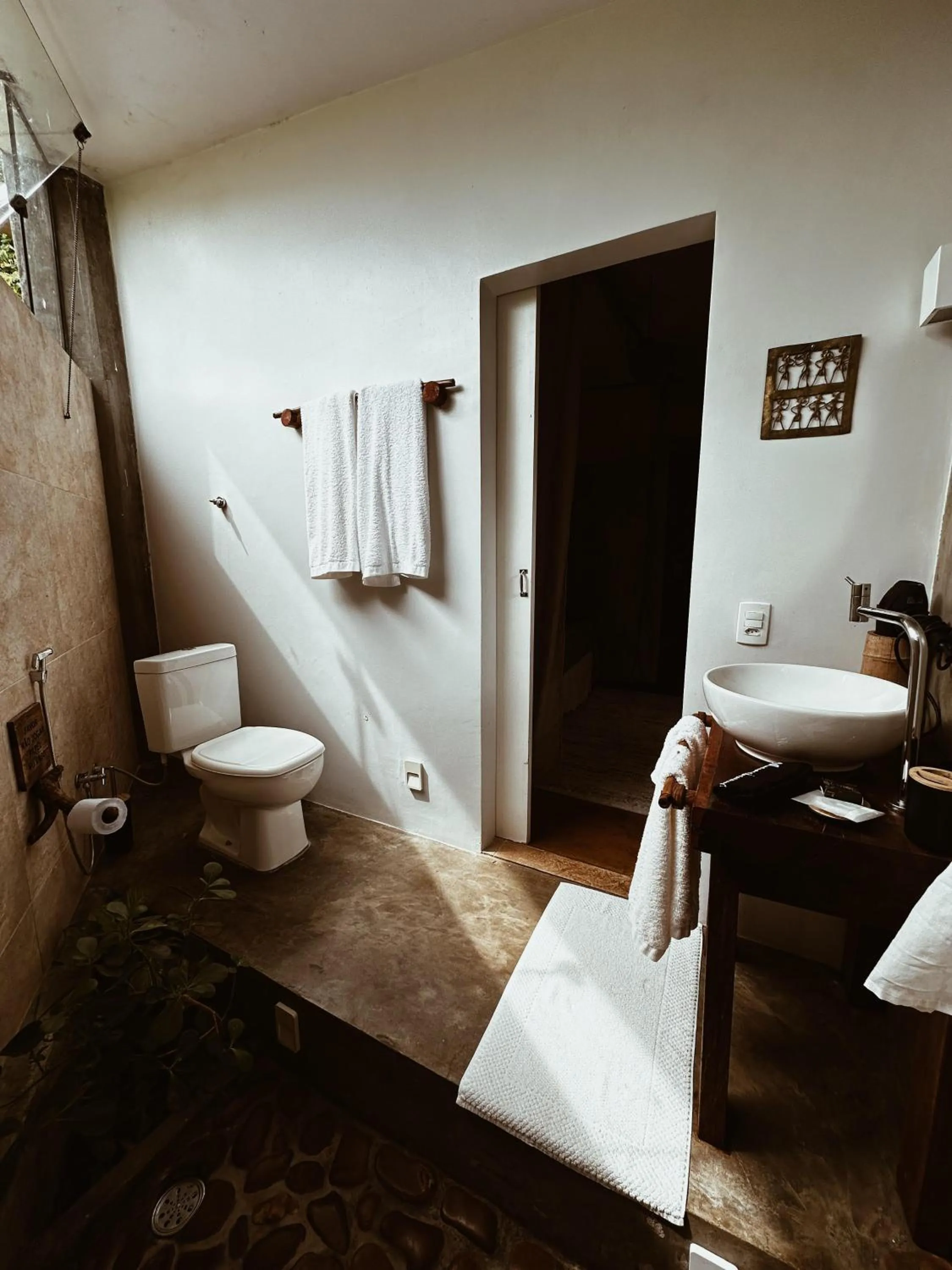 Shower in Vila Abaton