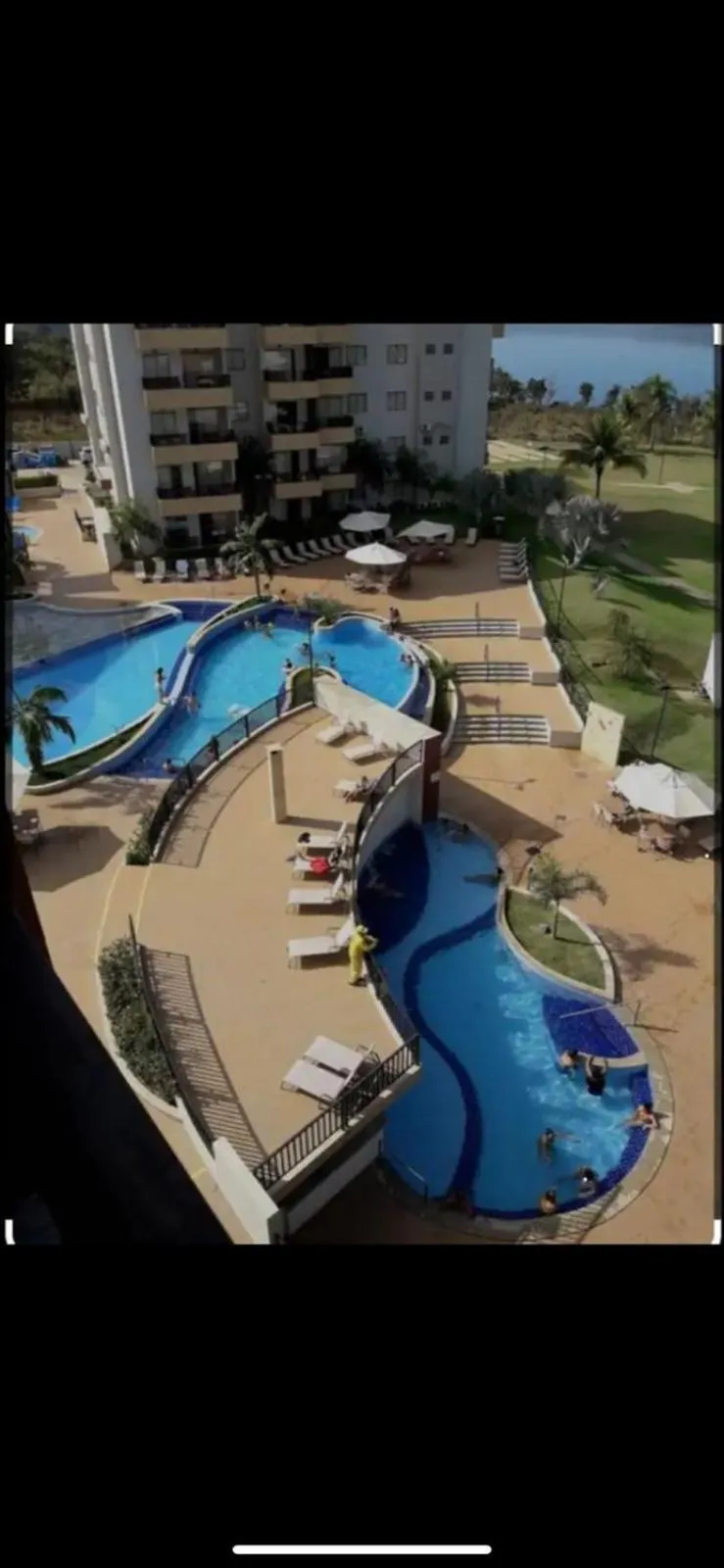 Pool view in Marina Flat & Náutica