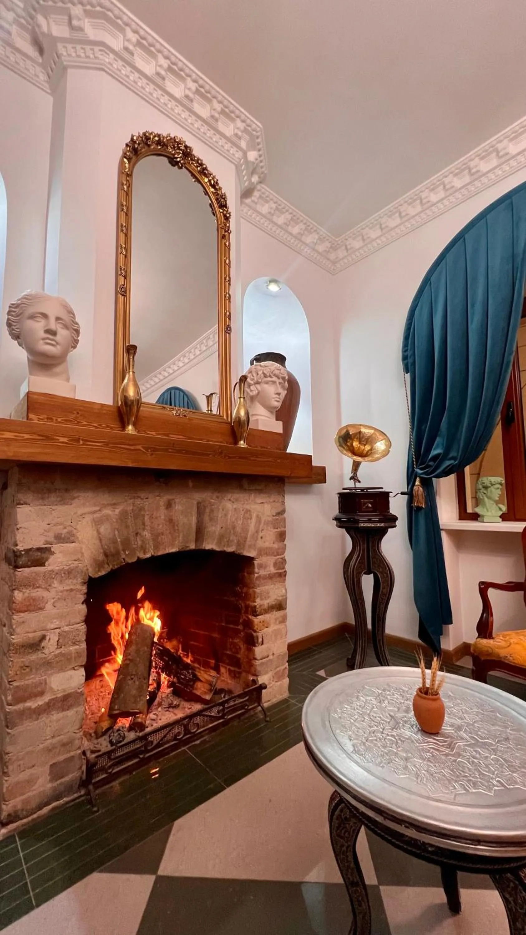 Otyak Plaza Hotel Airport Zvartnots EVN