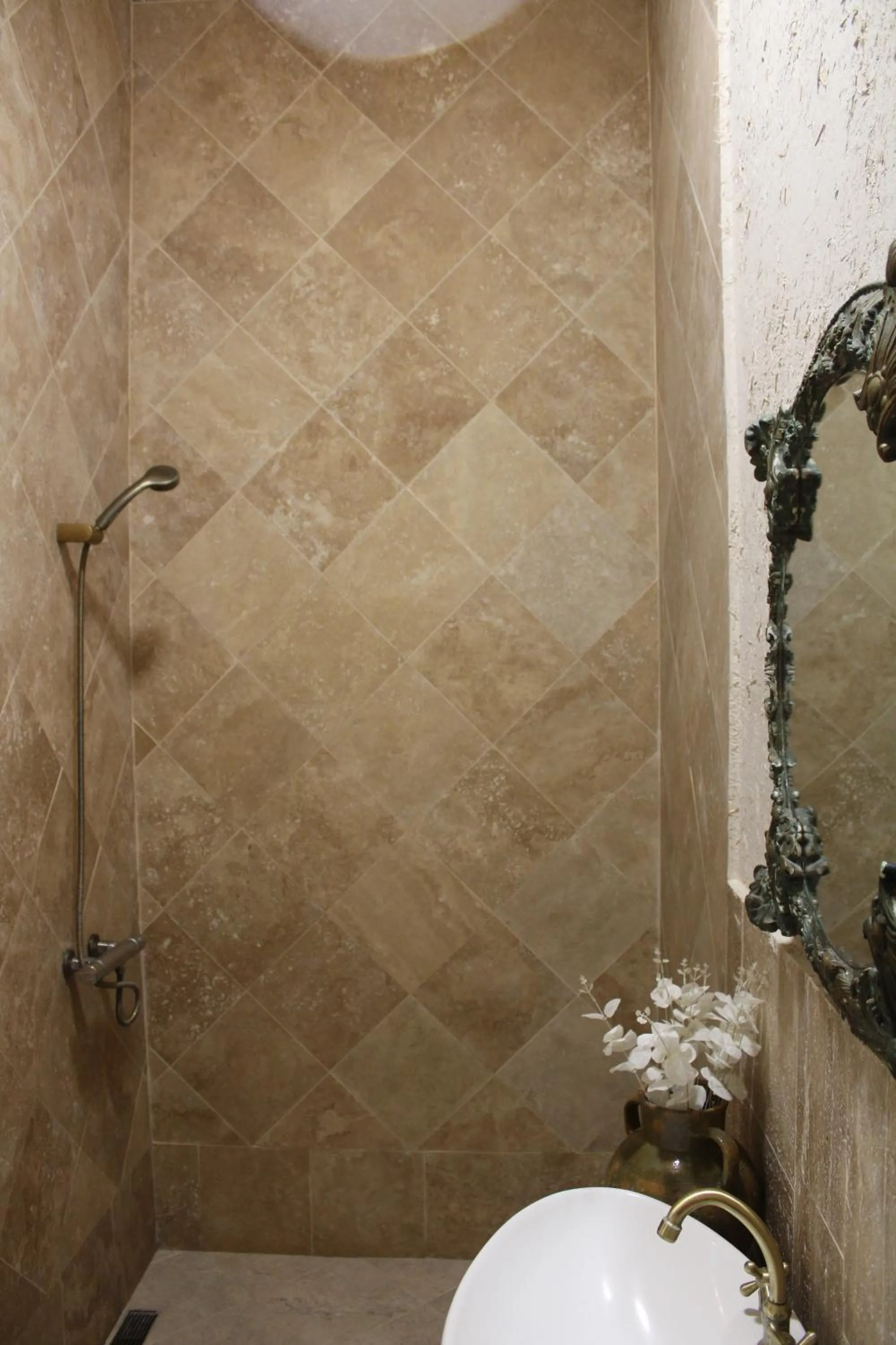 Otyak Plaza Hotel Airport Zvartnots EVN