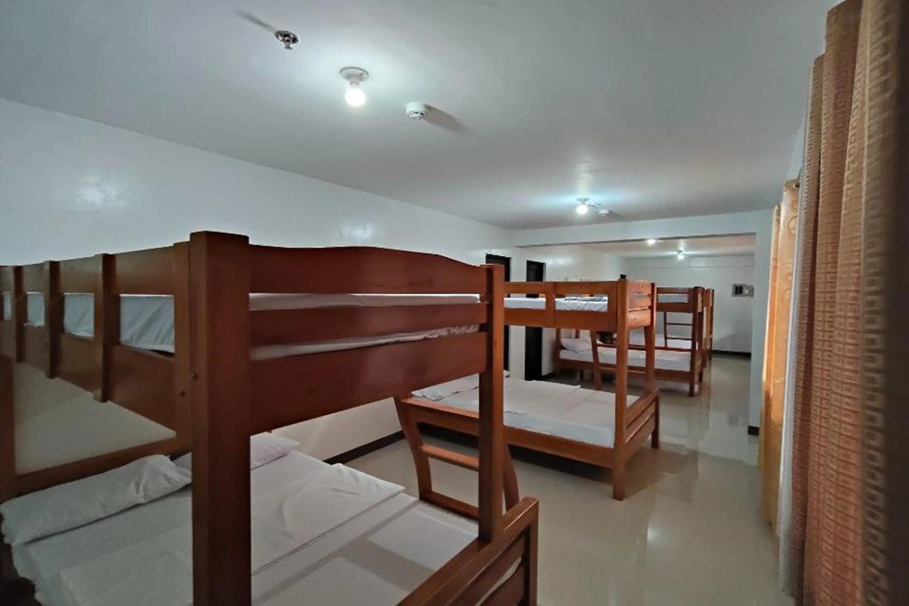 Bed in Benediktus Pilgerhaus Inn Vigan