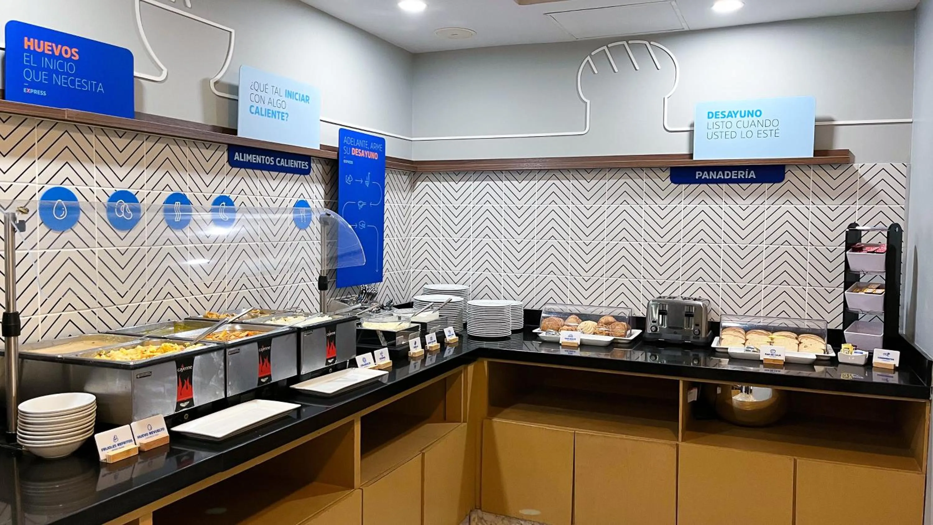 Breakfast in Holiday Inn Express Culiacan by IHG