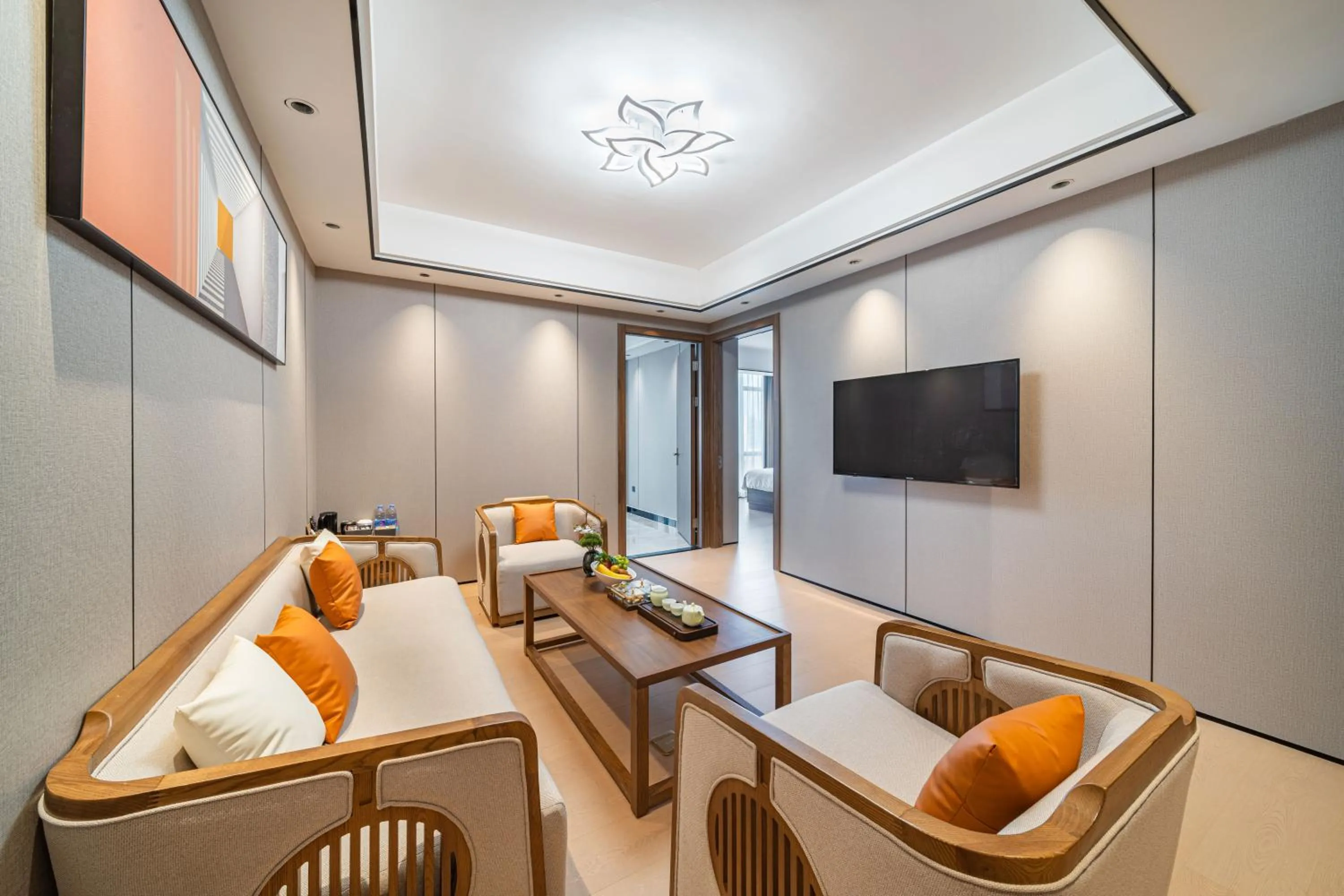 TV and multimedia in Poltton Century Hotel Yangjiang Jinshan Road