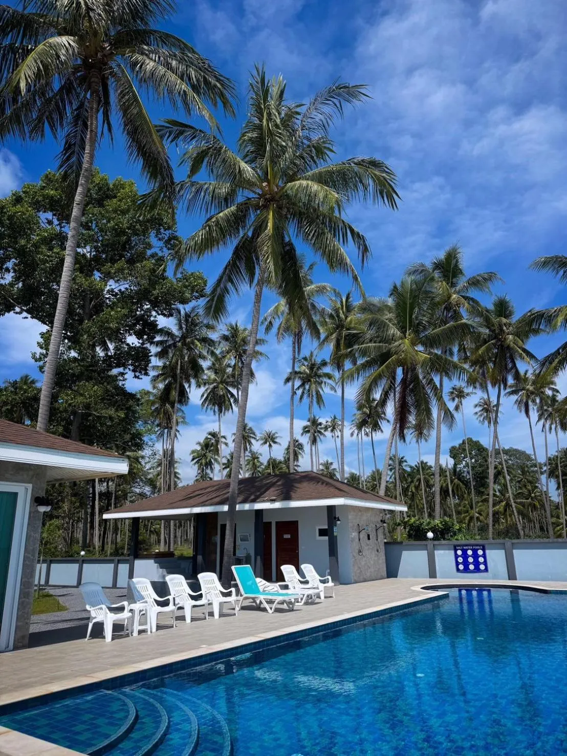 Swimming pool in Reboot Beach Resort, Restaurant, and Coffee Shop