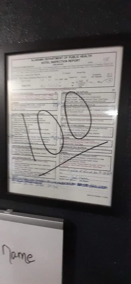 Logo/Certificate/Sign in Americas Best Value Inn Phenix City