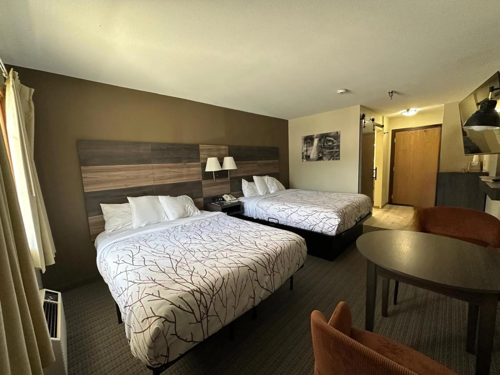 Bed in Roosevelt Inn Mount Rushmore