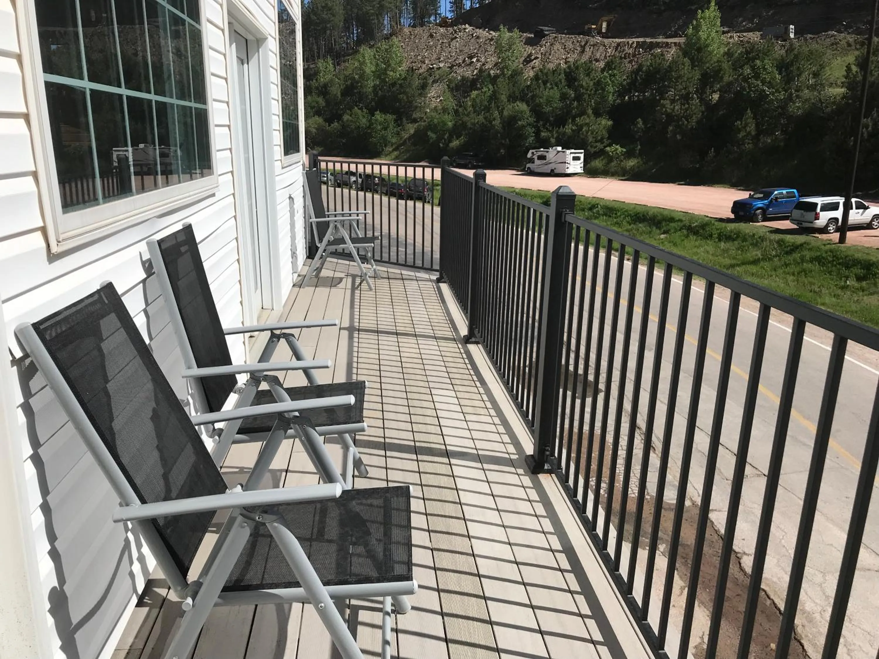 Roosevelt Inn Mount Rushmore