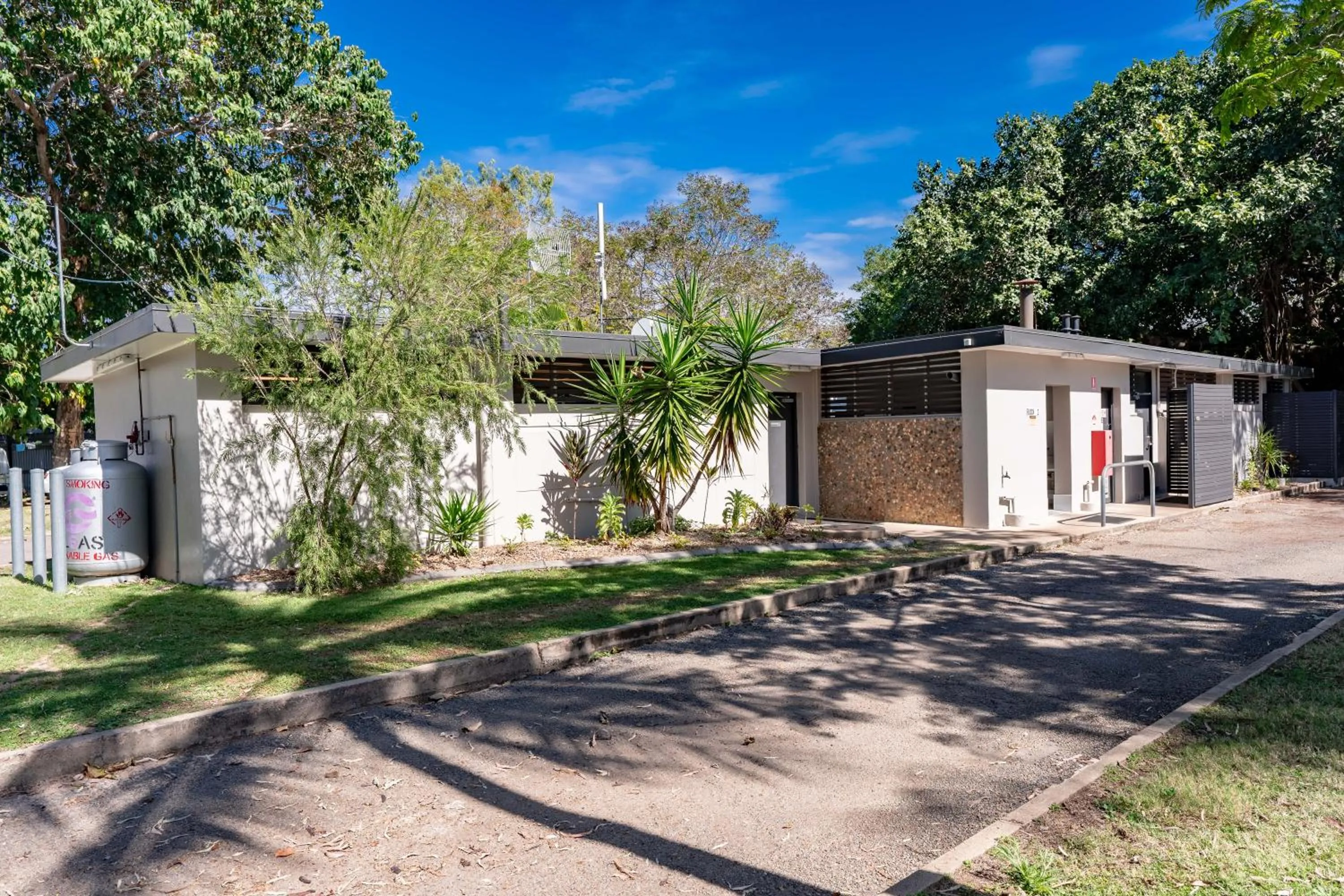 Property building in BIG4 Tasman Holiday Parks - Rowes Bay