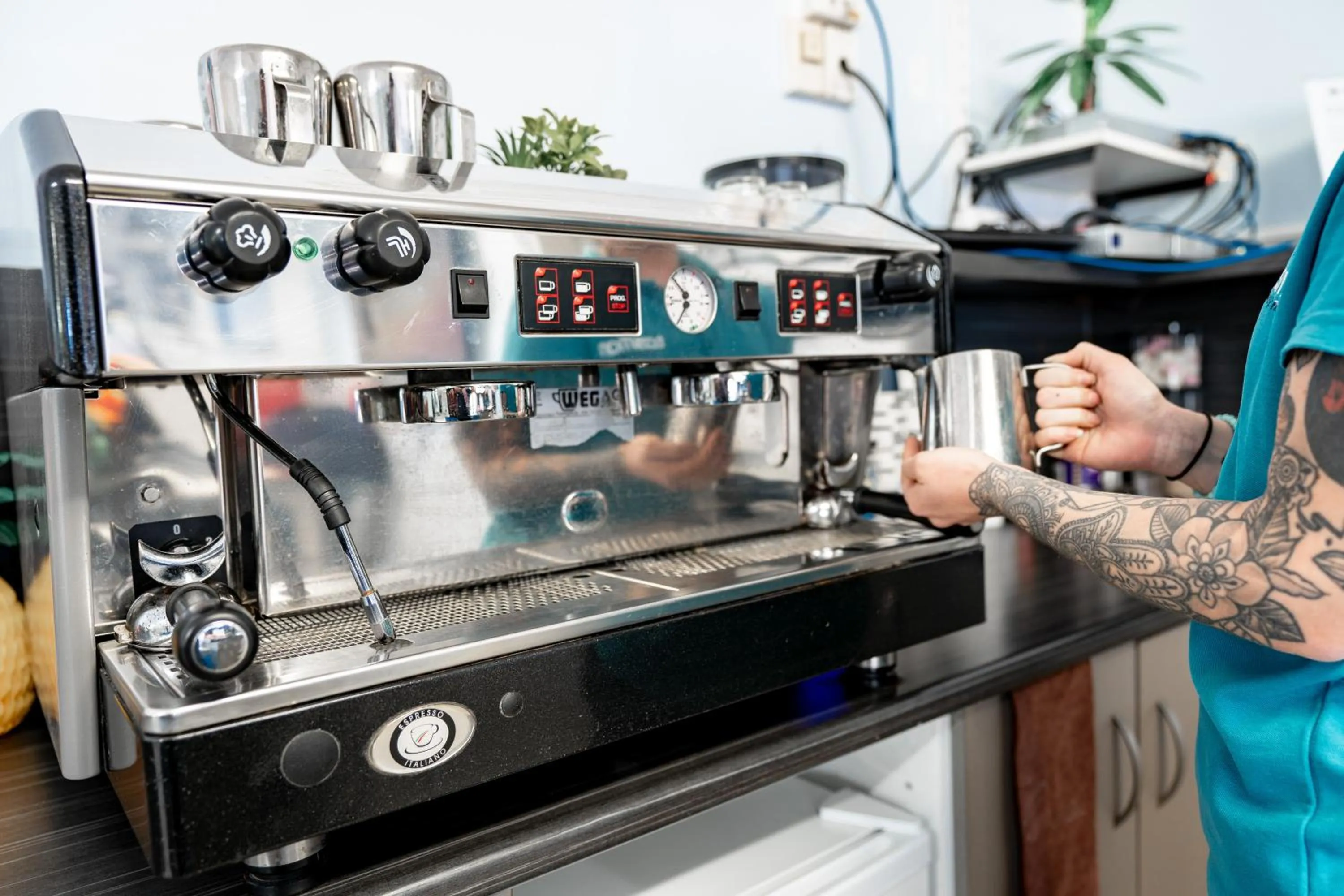 People in BIG4 Tasman Holiday Parks - Rowes Bay