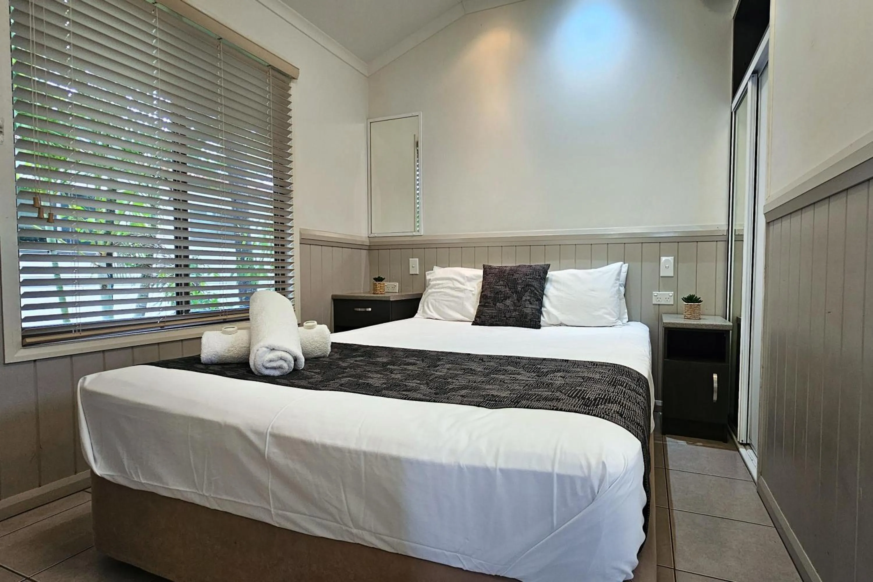 Bed in BIG4 Tasman Holiday Parks - Rowes Bay