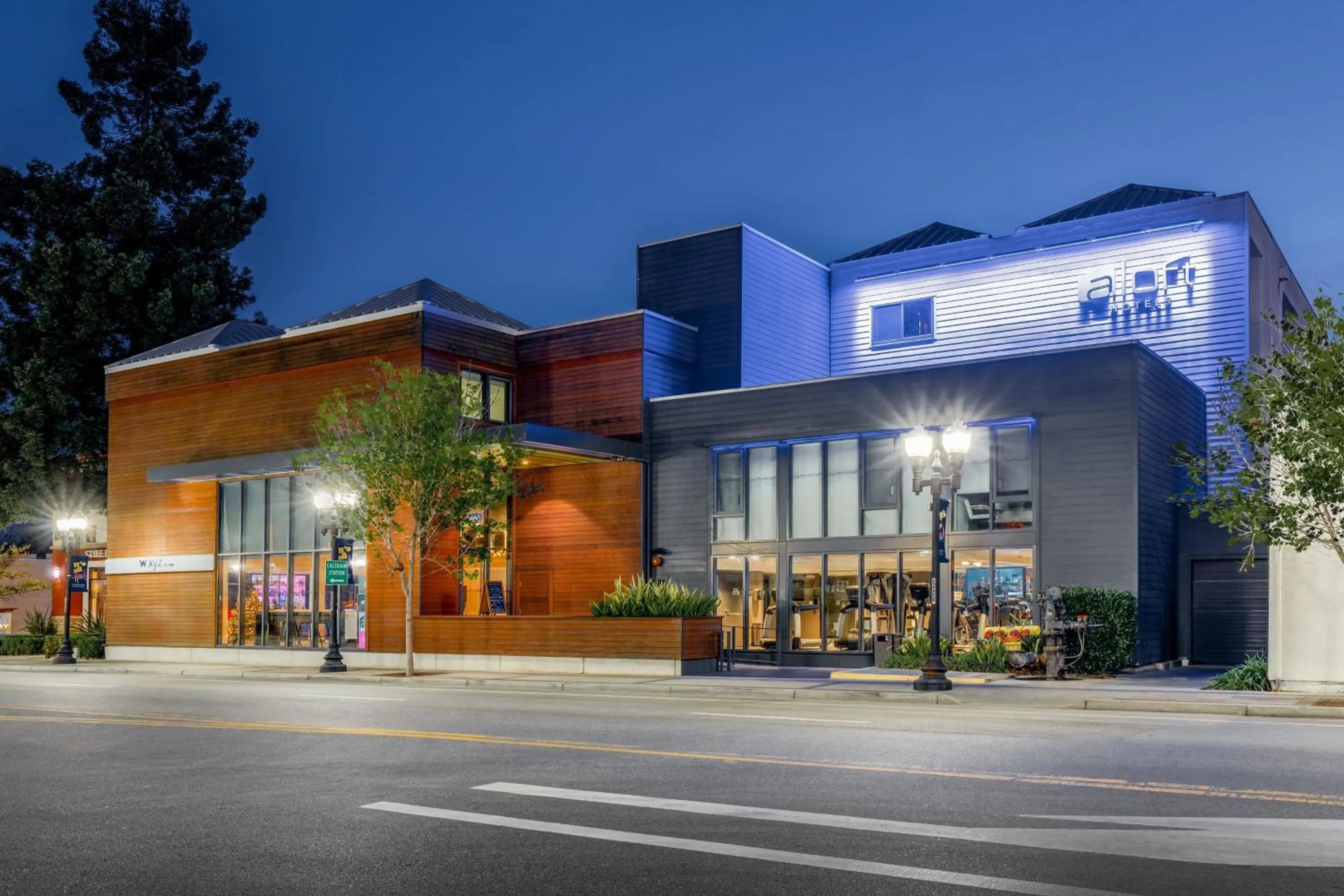 Property building in Aloft Sunnyvale