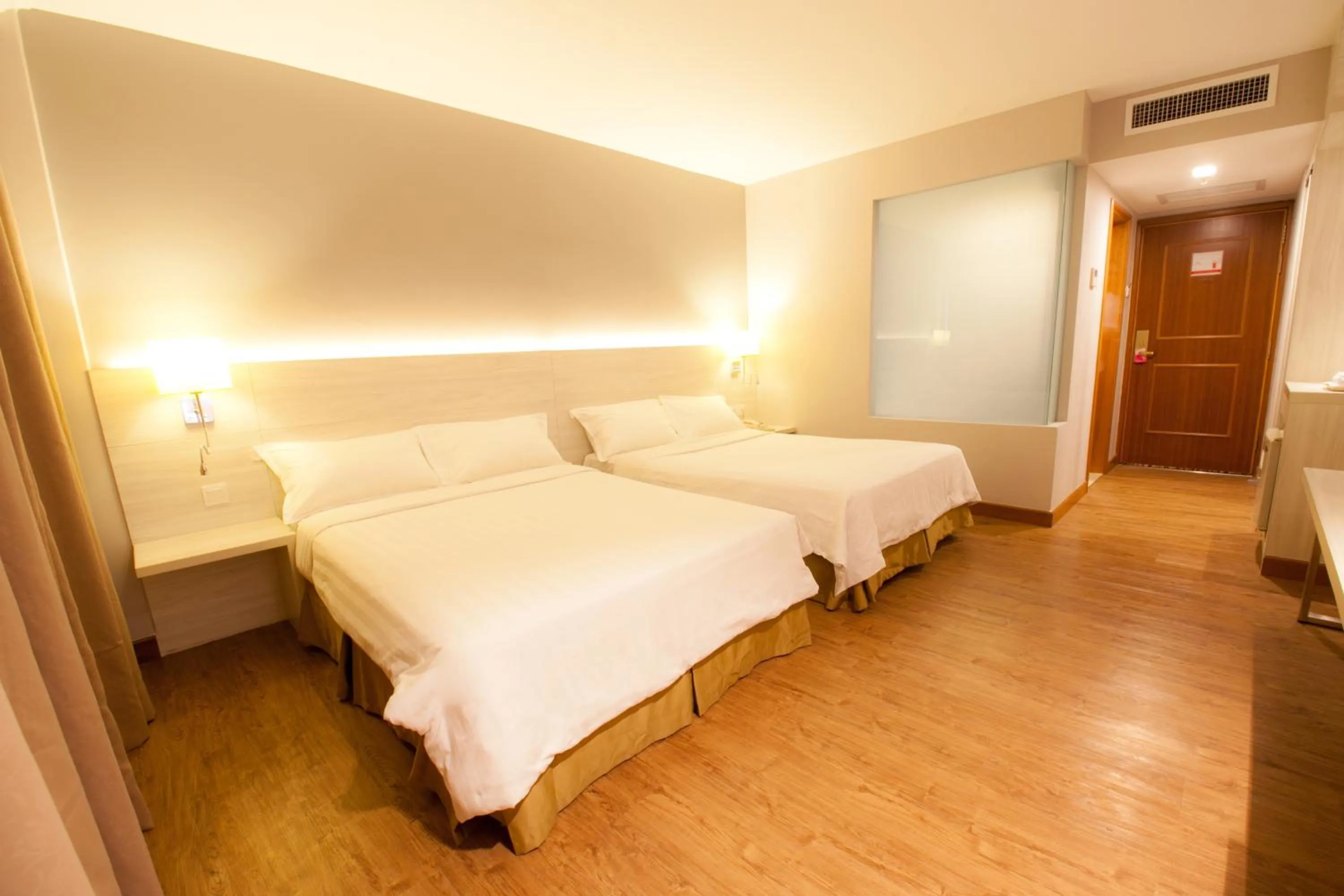 Photo of the whole room, Bed in Hotel Malaysia