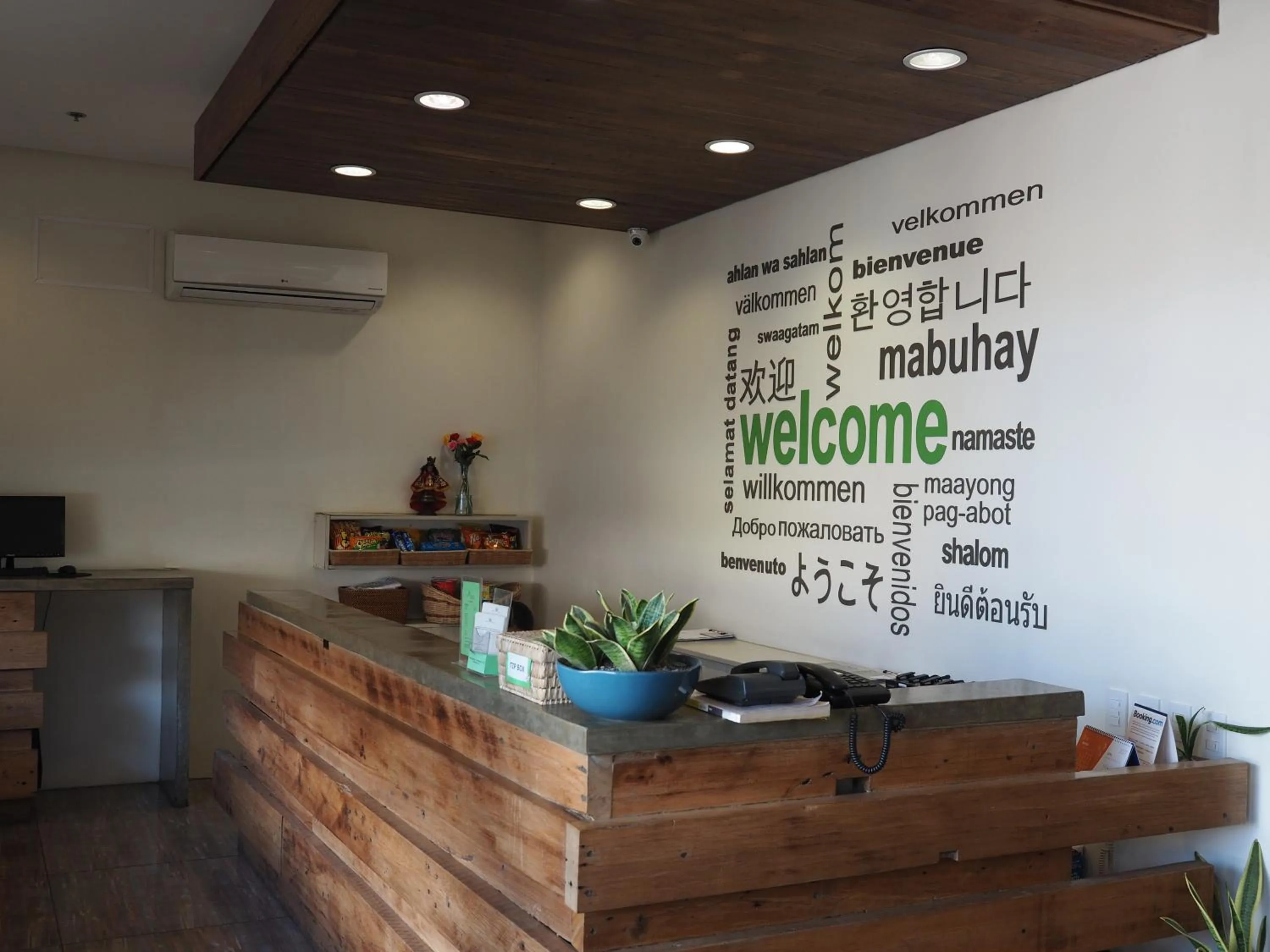 Lobby or reception in Cebu R Hotel Mabolo