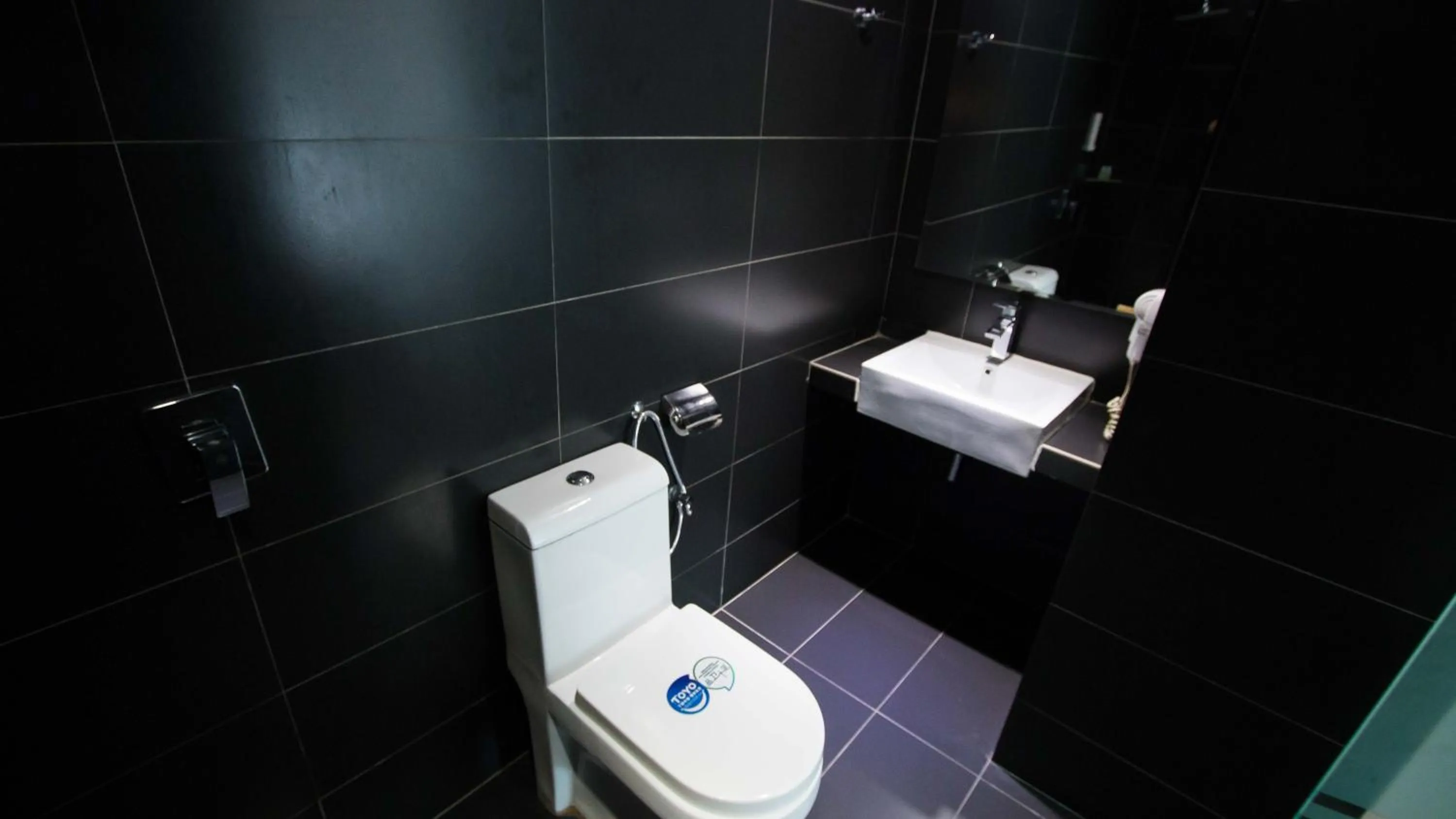 Toilet in Hotel 99 Pusat Bandar Puchong