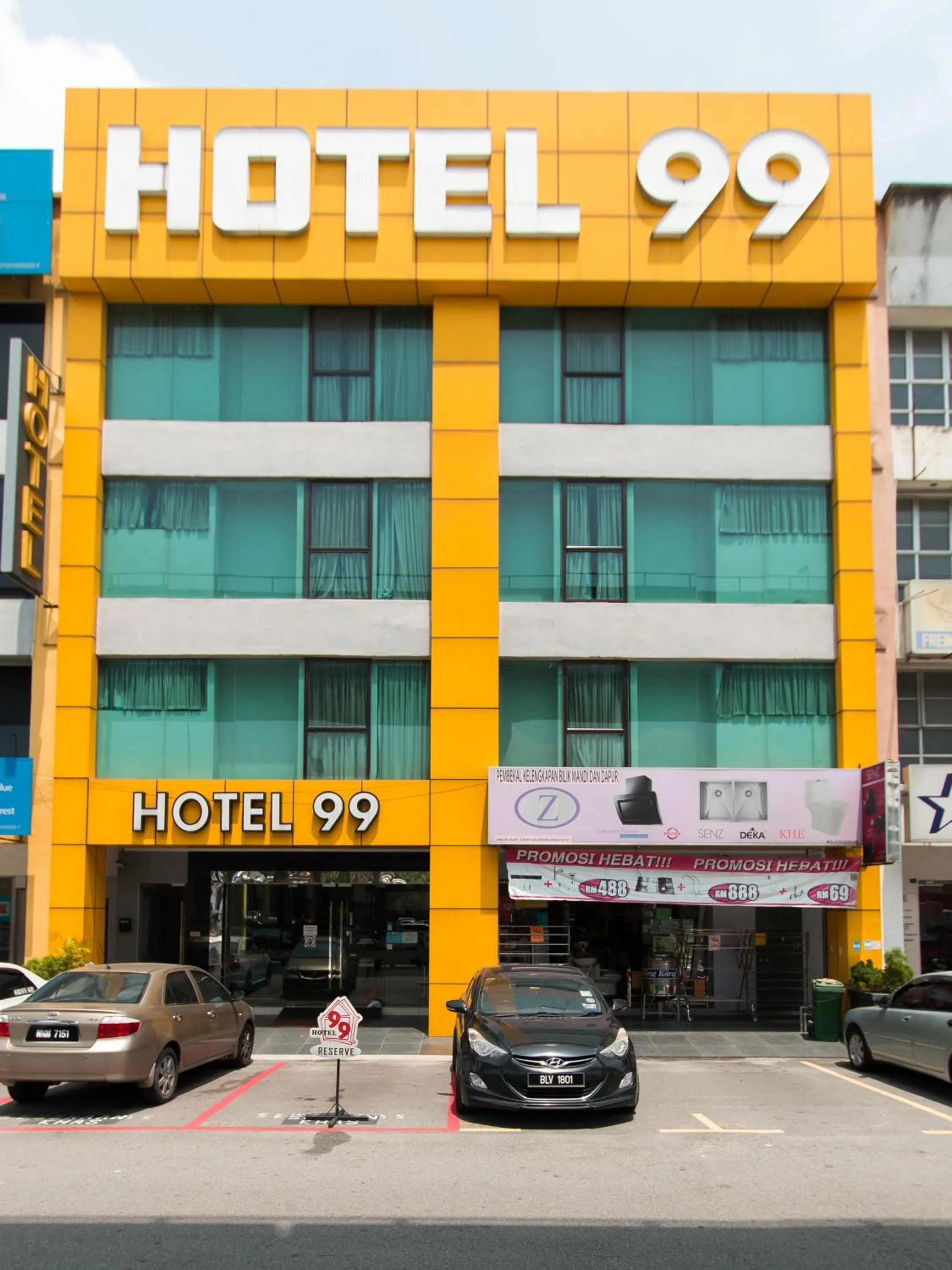 Property building in Hotel 99 Pusat Bandar Puchong