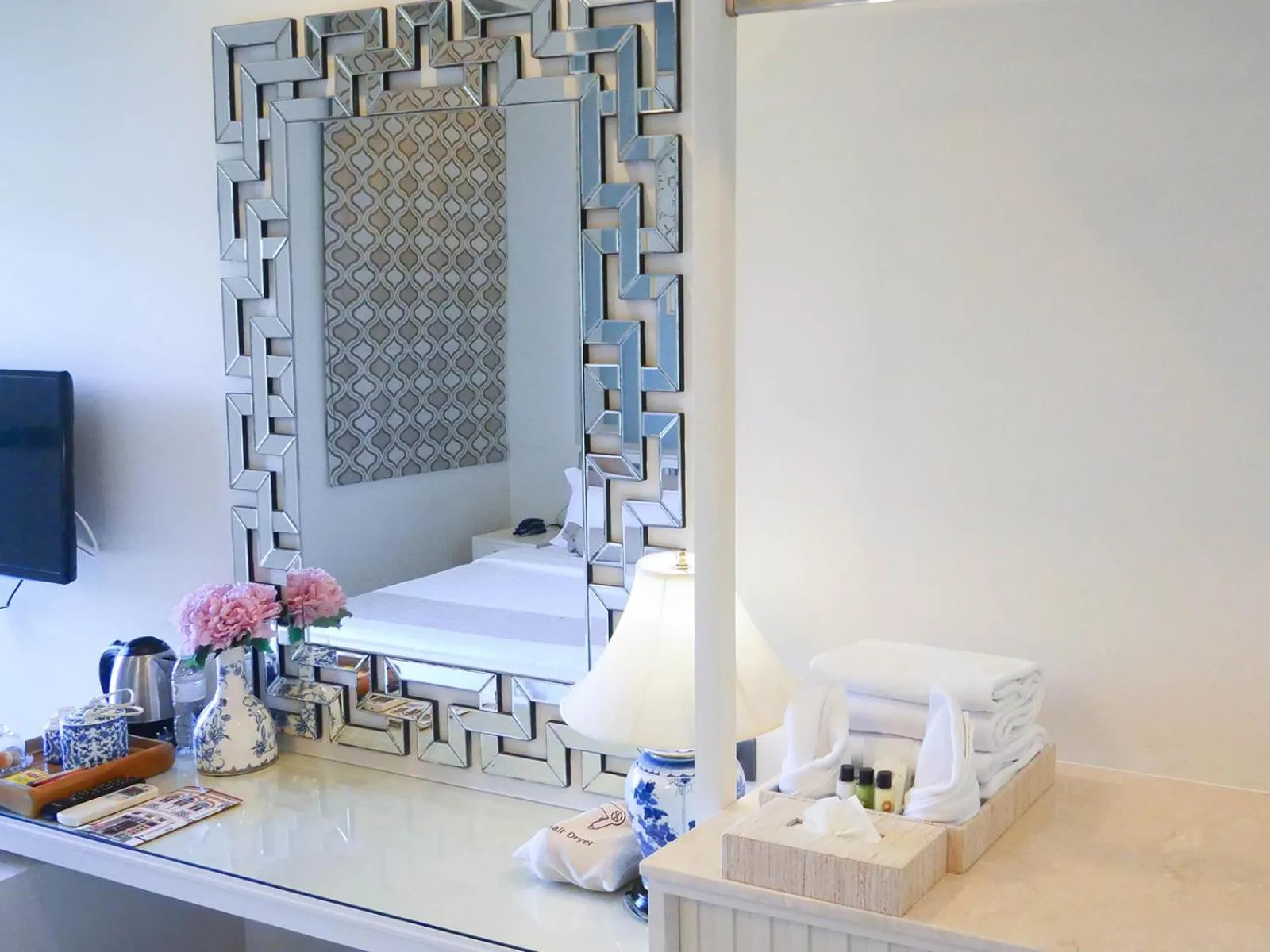 View (from property/room), Bed in O'nya Phuket Hotel