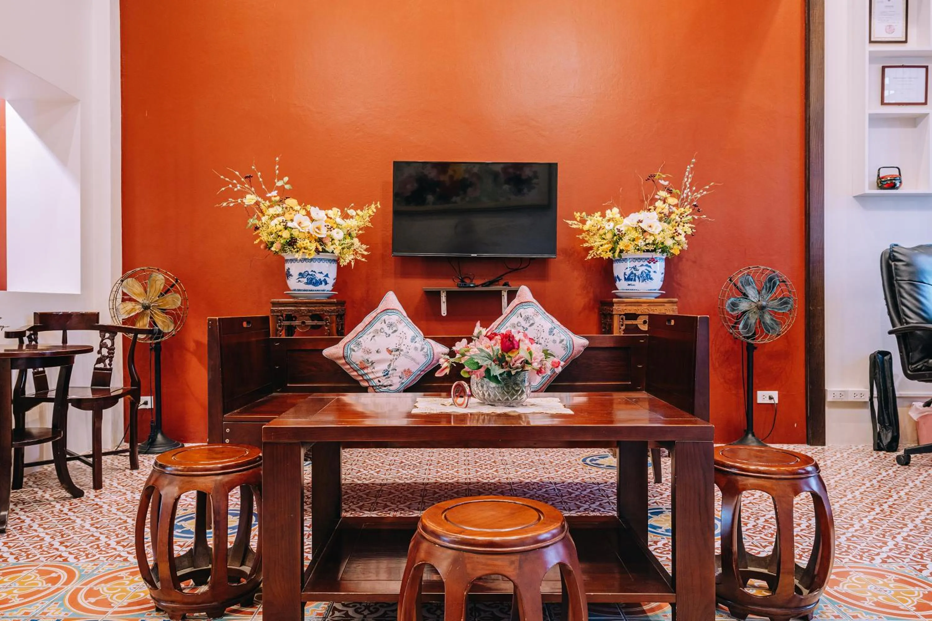 Lobby or reception in O'nya Phuket Hotel