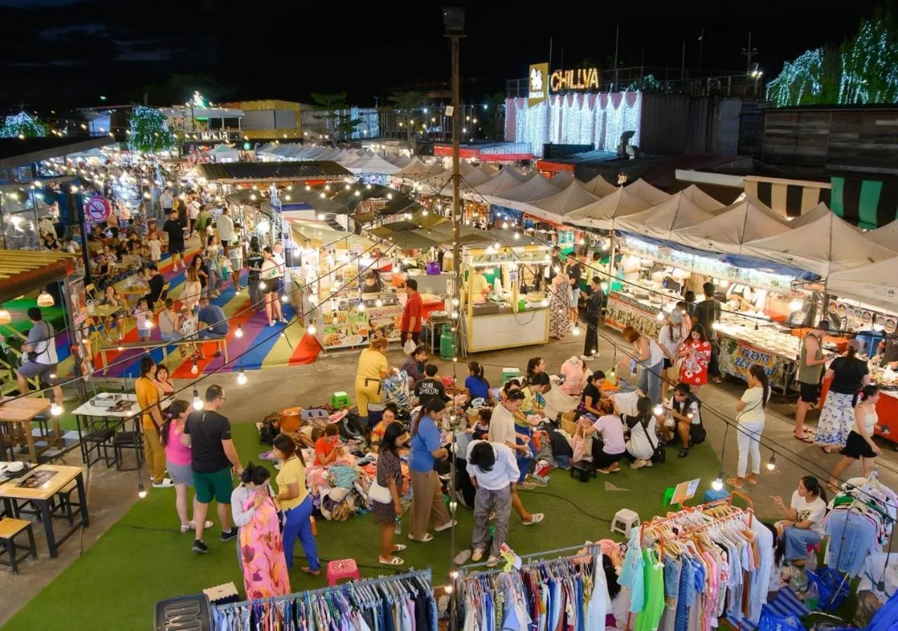 Shopping Area in O'nya Phuket Hotel