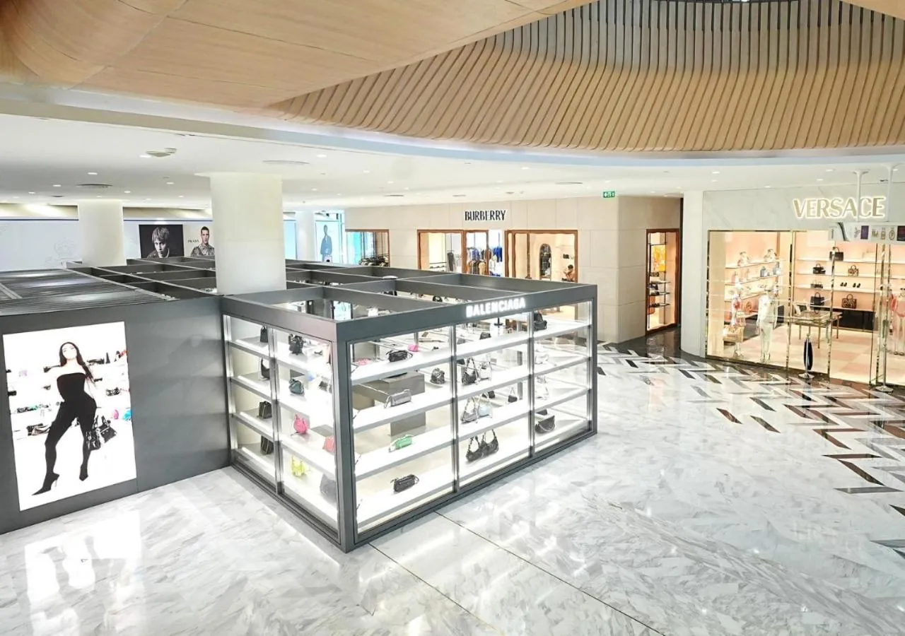 Shopping Area in O'nya Phuket Hotel