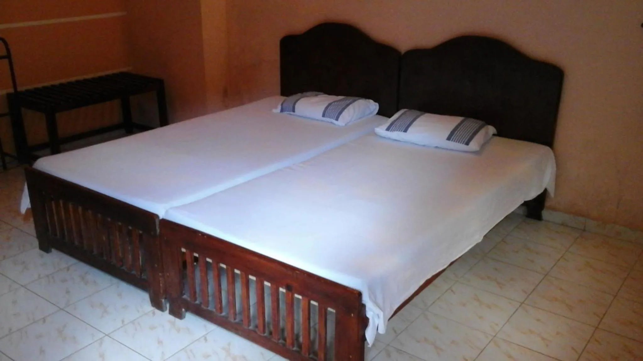 Photo of the whole room in Mount Crest Inn Deniyaya