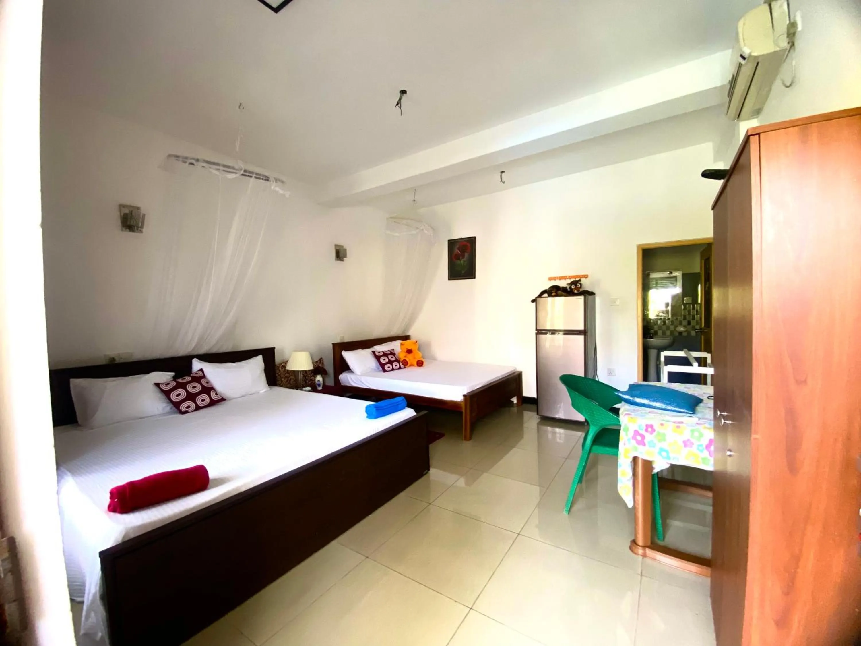 Bed in Liyanage Resort