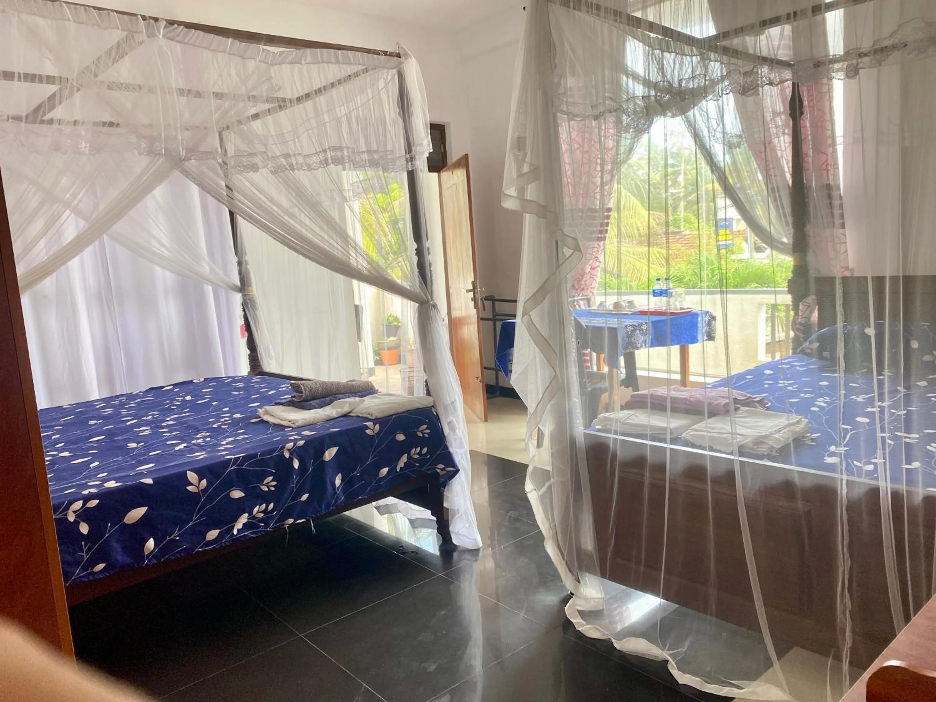 Bed in Liyanage Resort