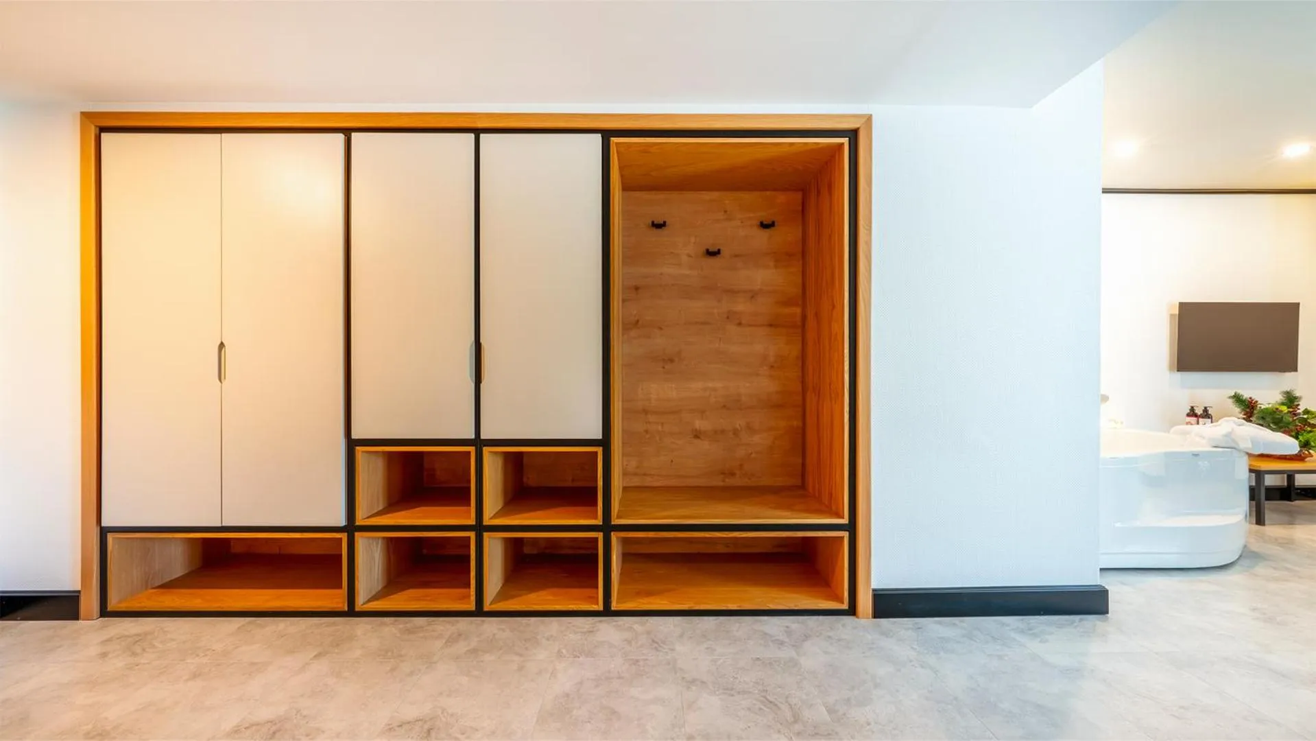 wardrobe in VONRESORT Abant