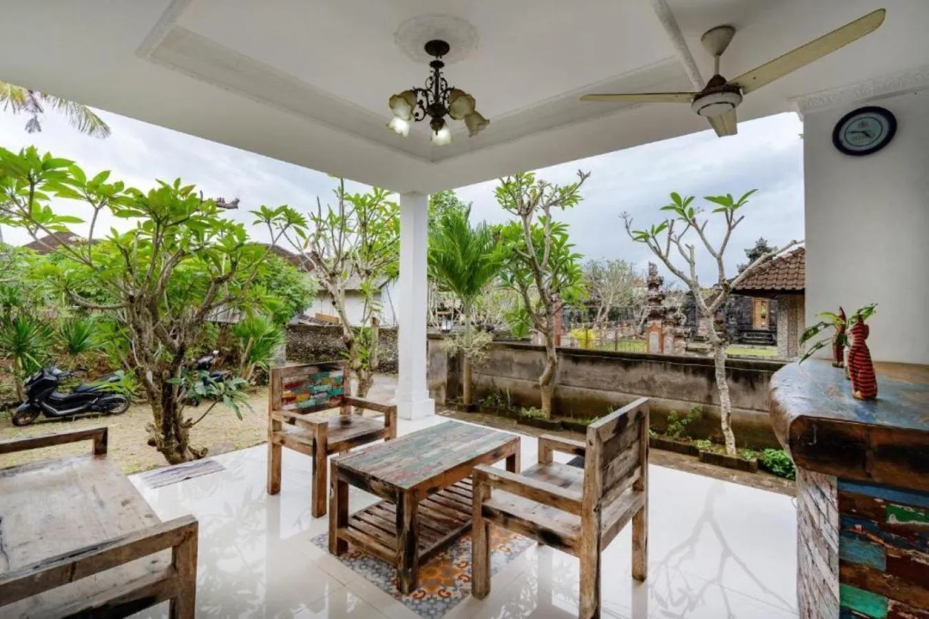 Lobby or reception in Raira's Villas Lembongan
