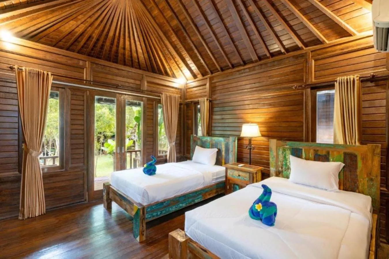 Bedroom, Bed in Raira's Villas Lembongan