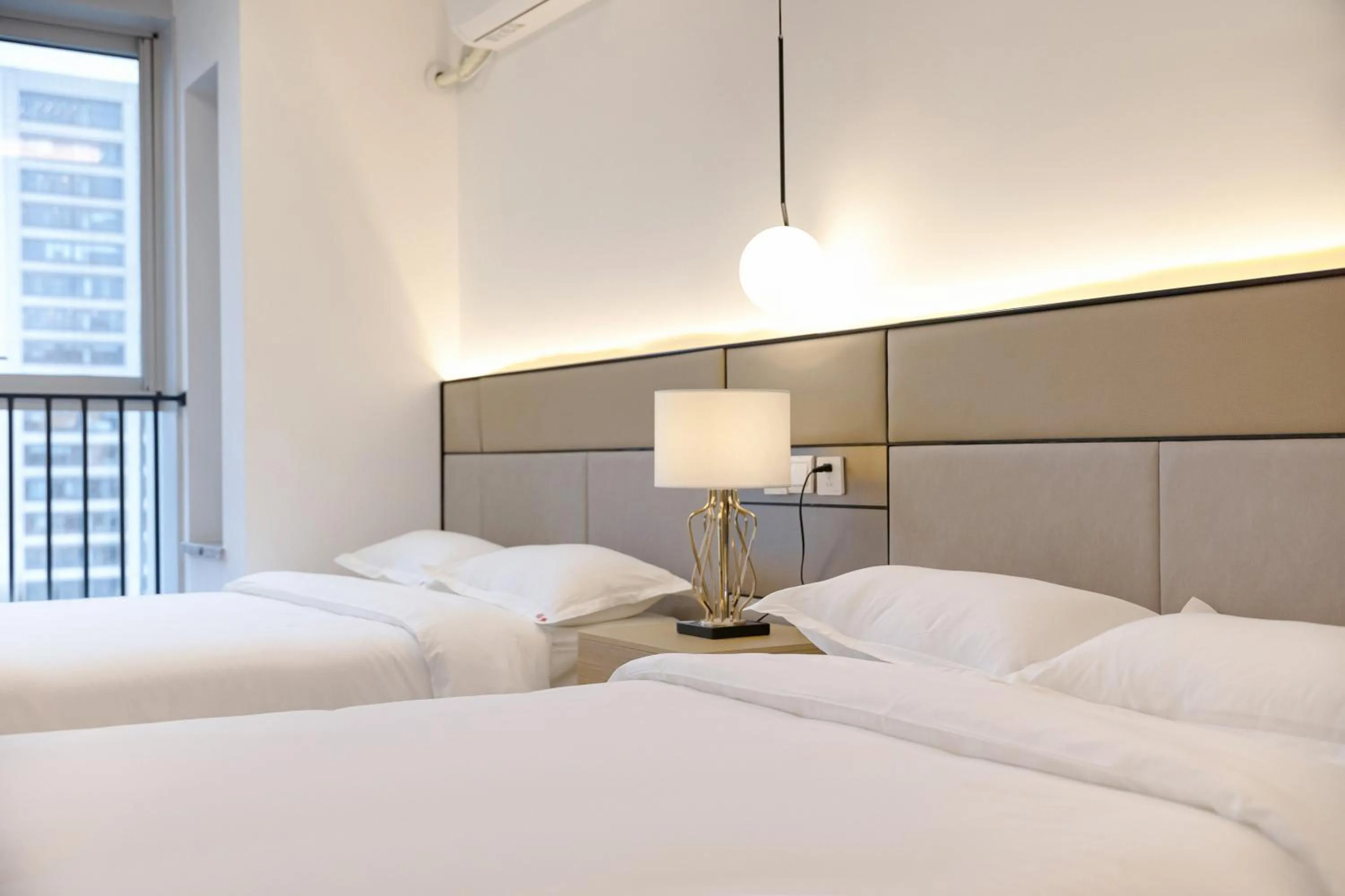 Bed in Dream Inn Hotel Beijing