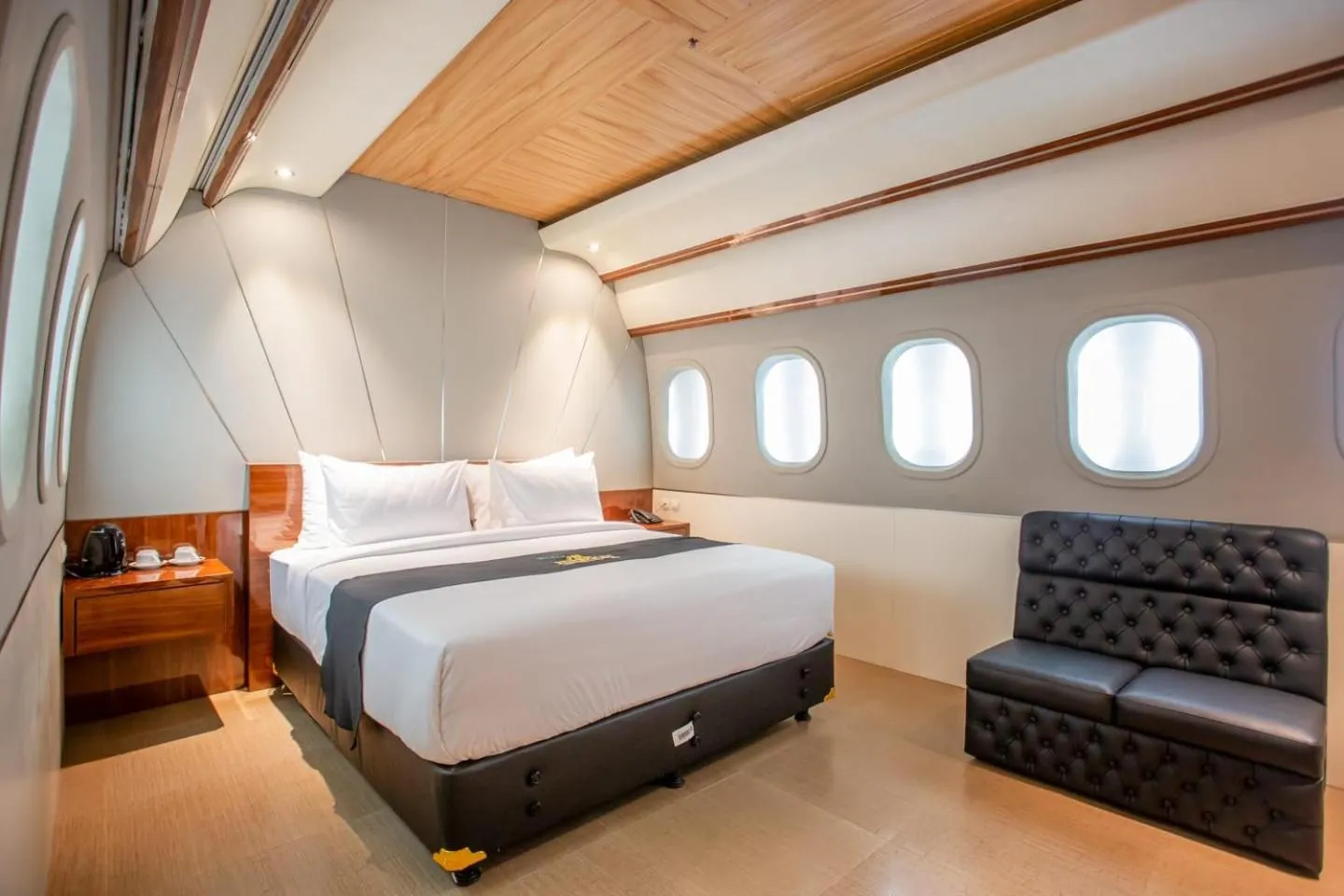 Bedroom, Bed in Avery De Grand City Hotel Bandung