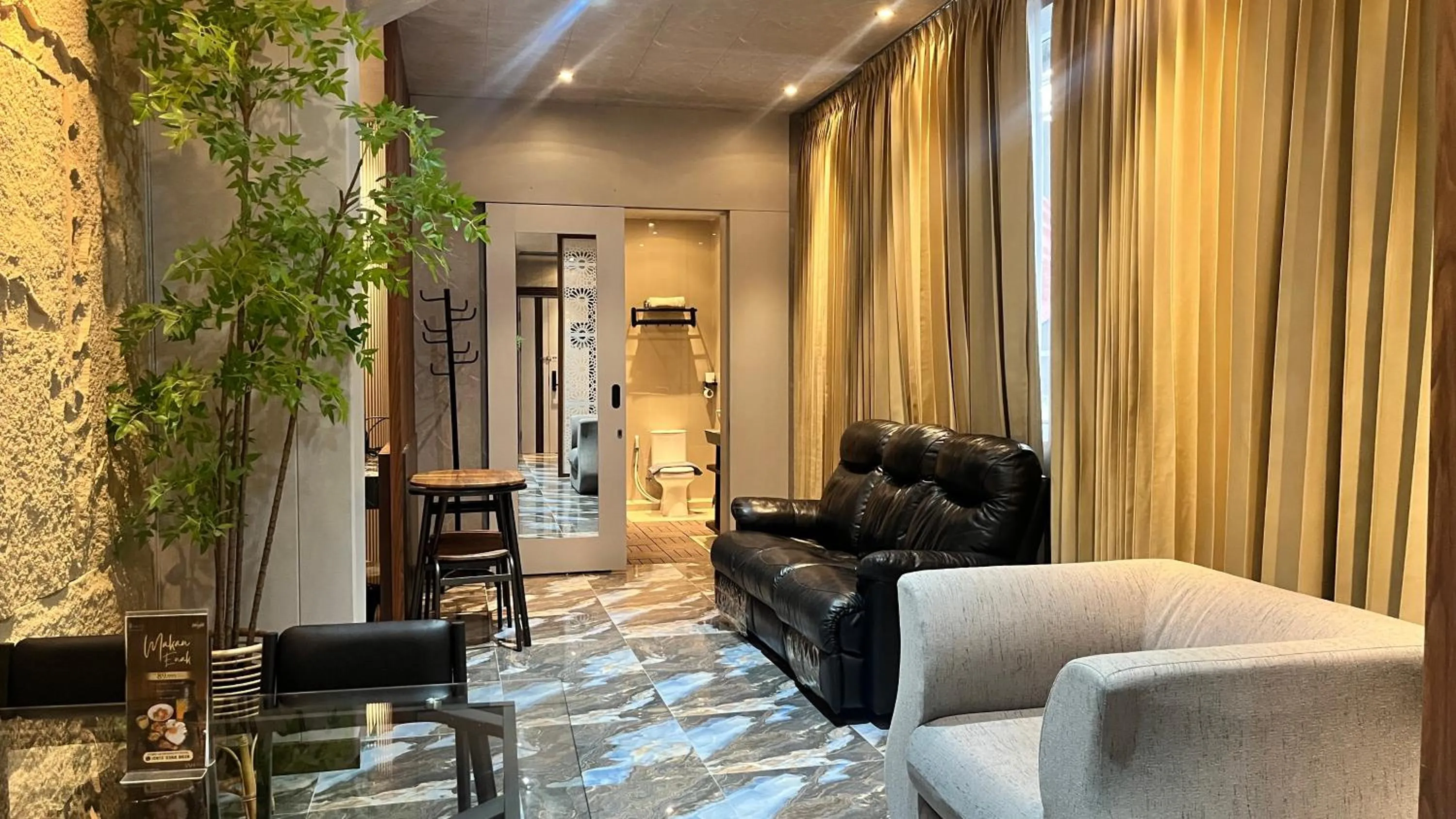 Avery De Grand City Hotel Bandung