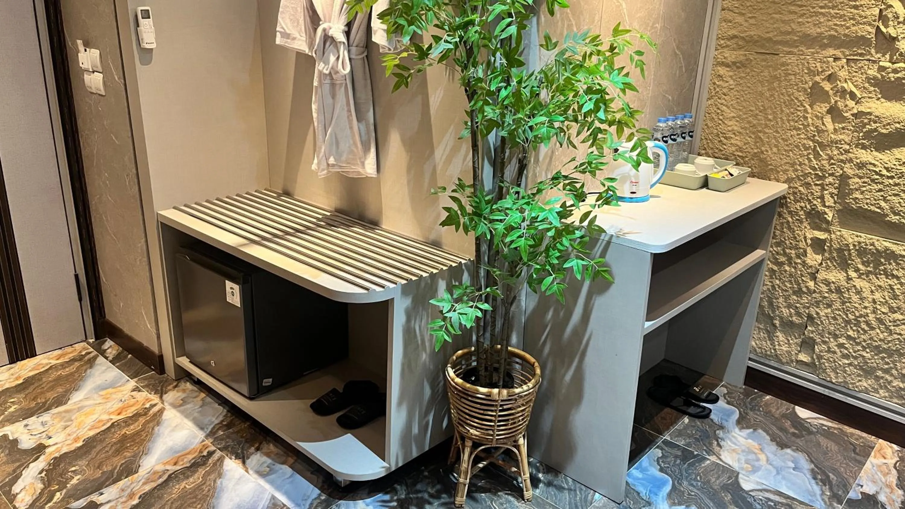 Avery De Grand City Hotel Bandung