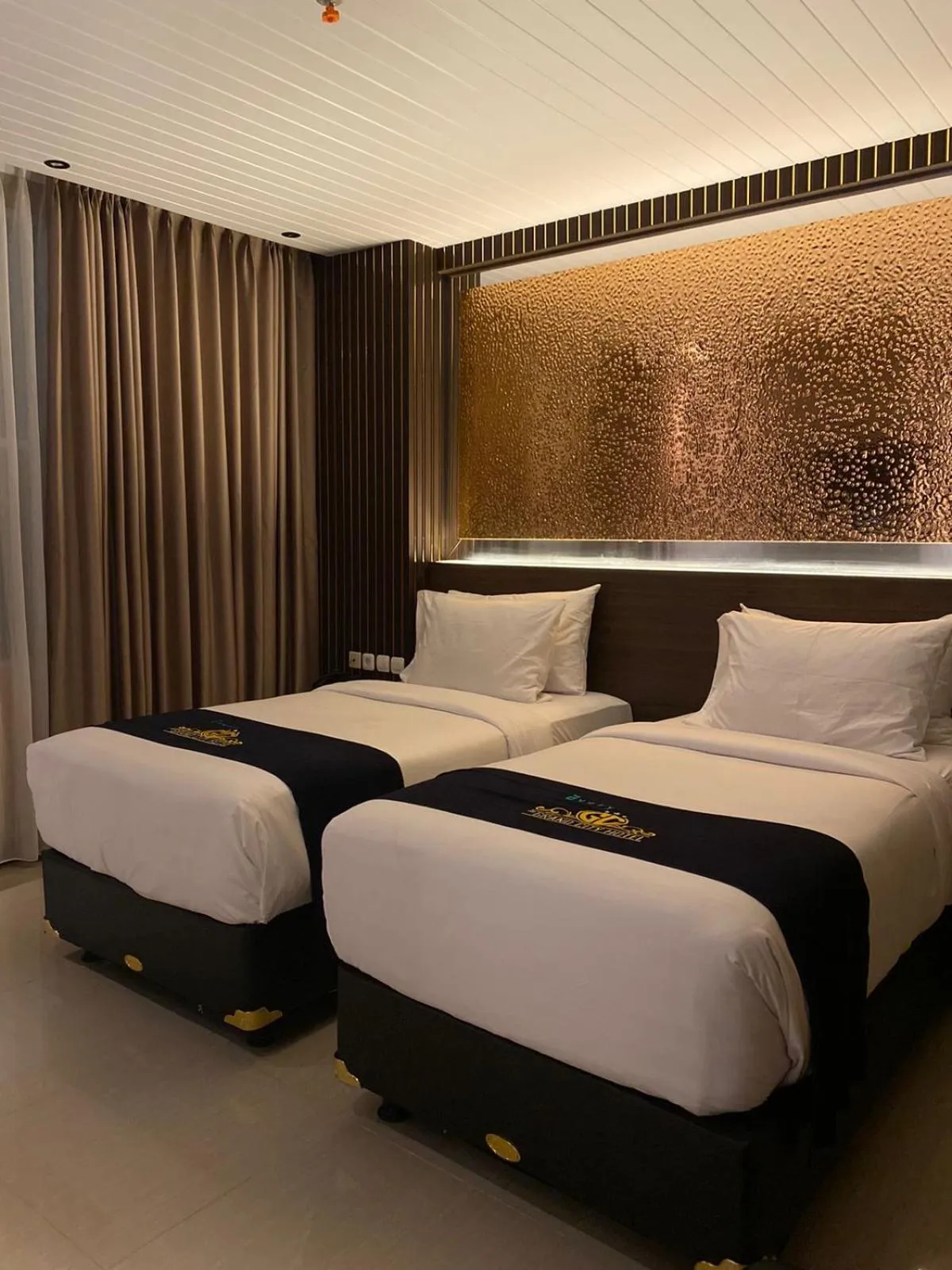 Bed in Avery De Grand City Hotel Bandung