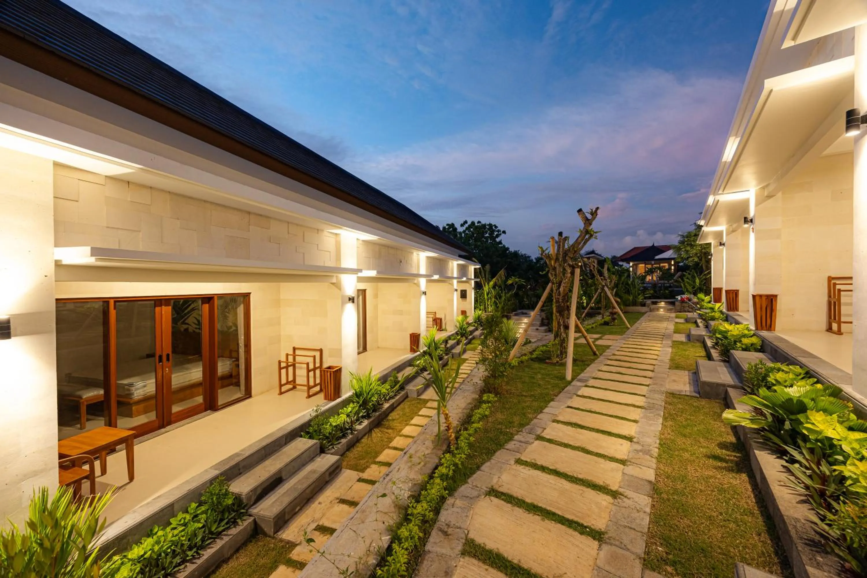 Garden in Cove D Ancak Villa and Bungalow