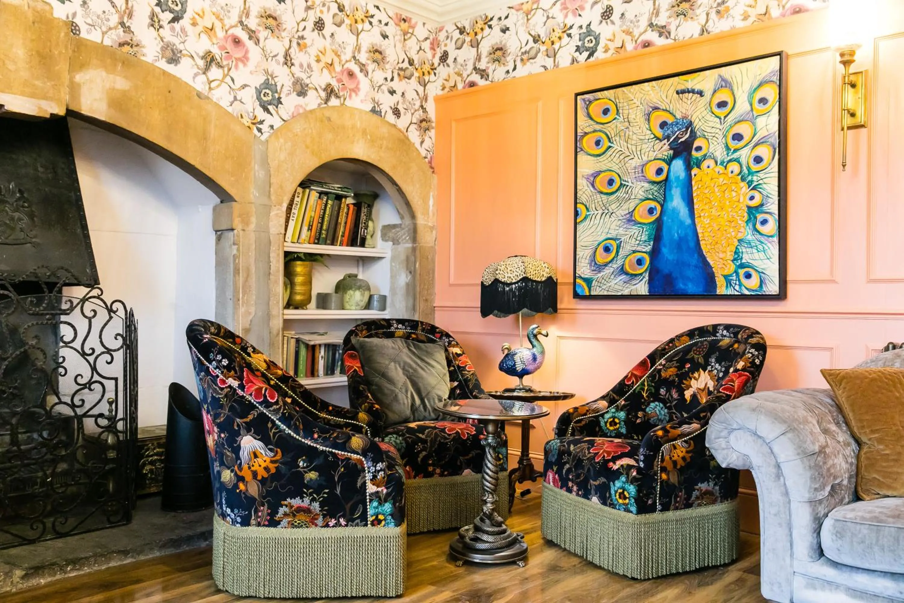 Lounge or bar in The Burgoyne - Stunning Hotel with Amazing Views and Impeccable Service