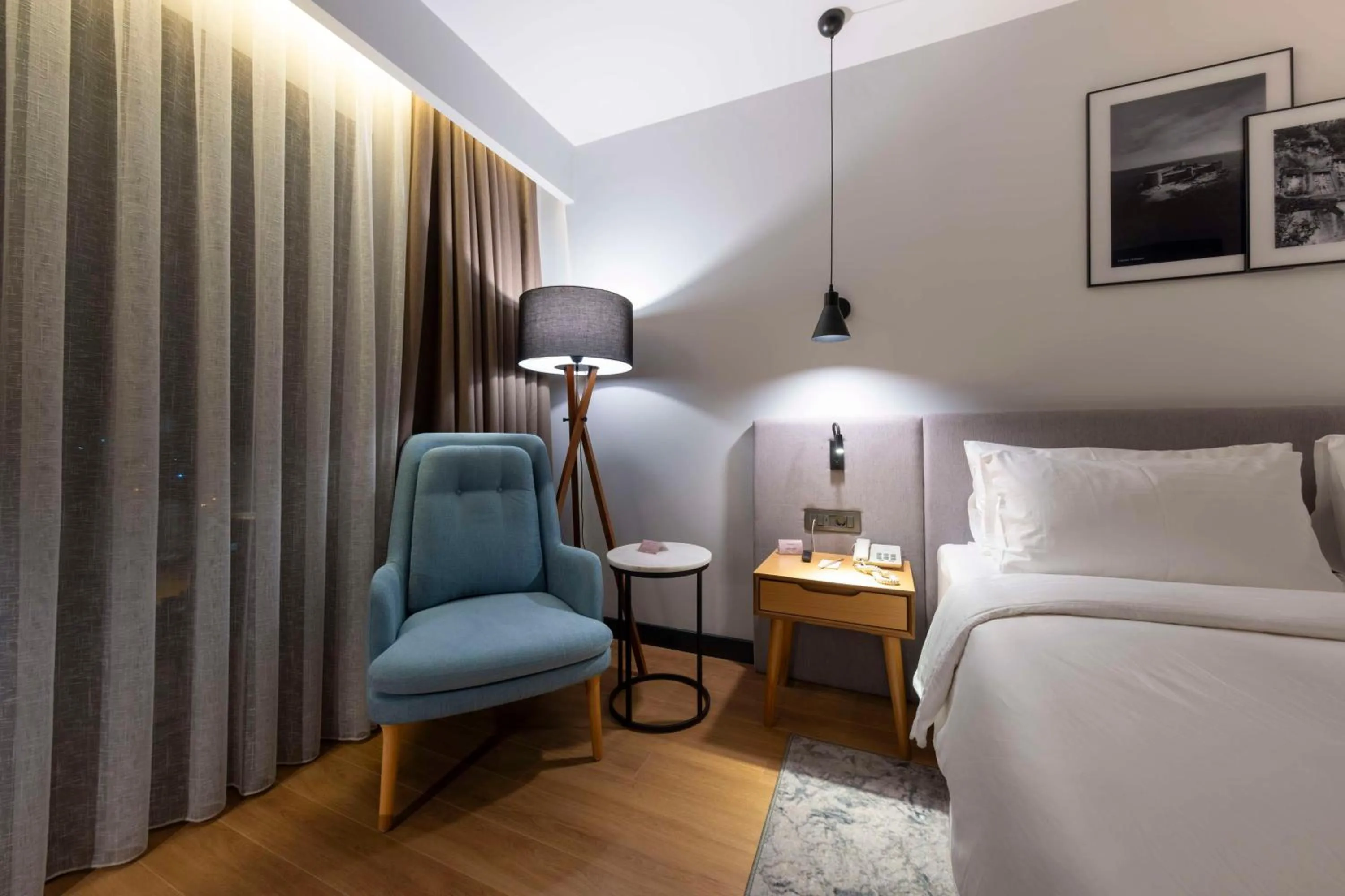 Bedroom, Bed in Radisson Hotel Mersin