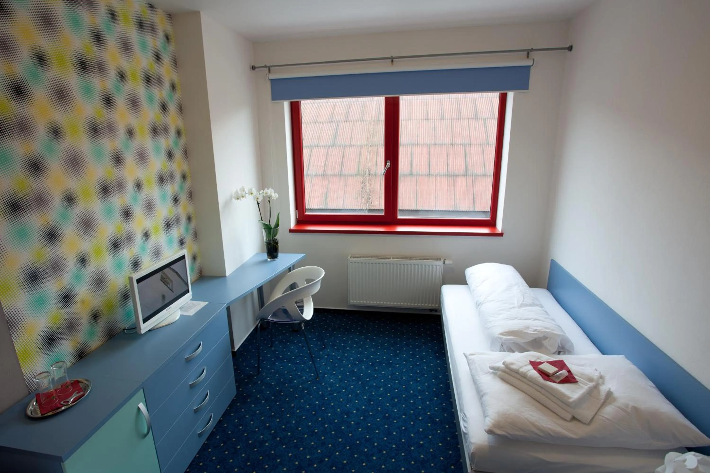 Day, Bed in Hotel Galaxie