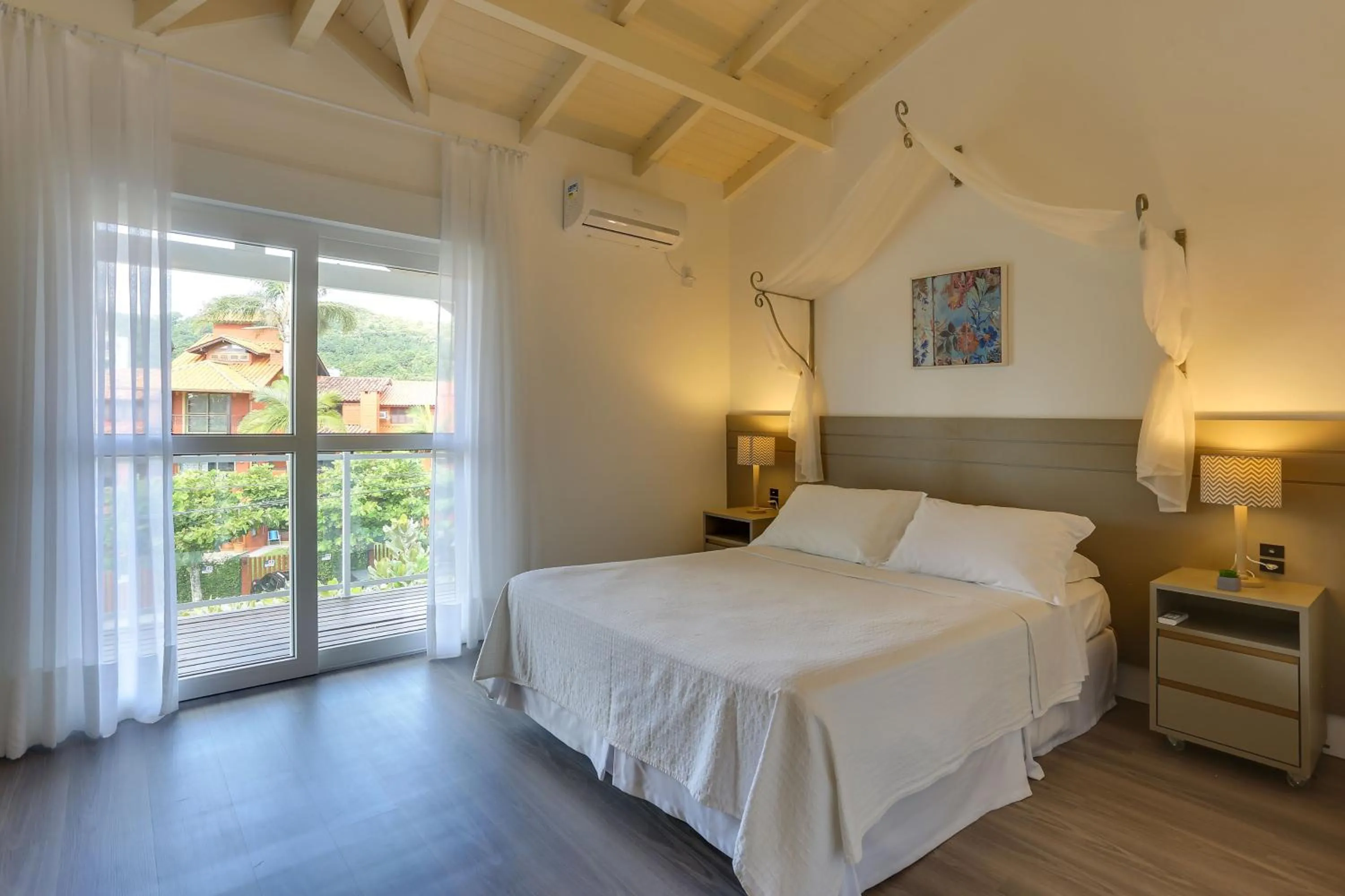 Bedroom, Bed in Villas Jurerê Residences