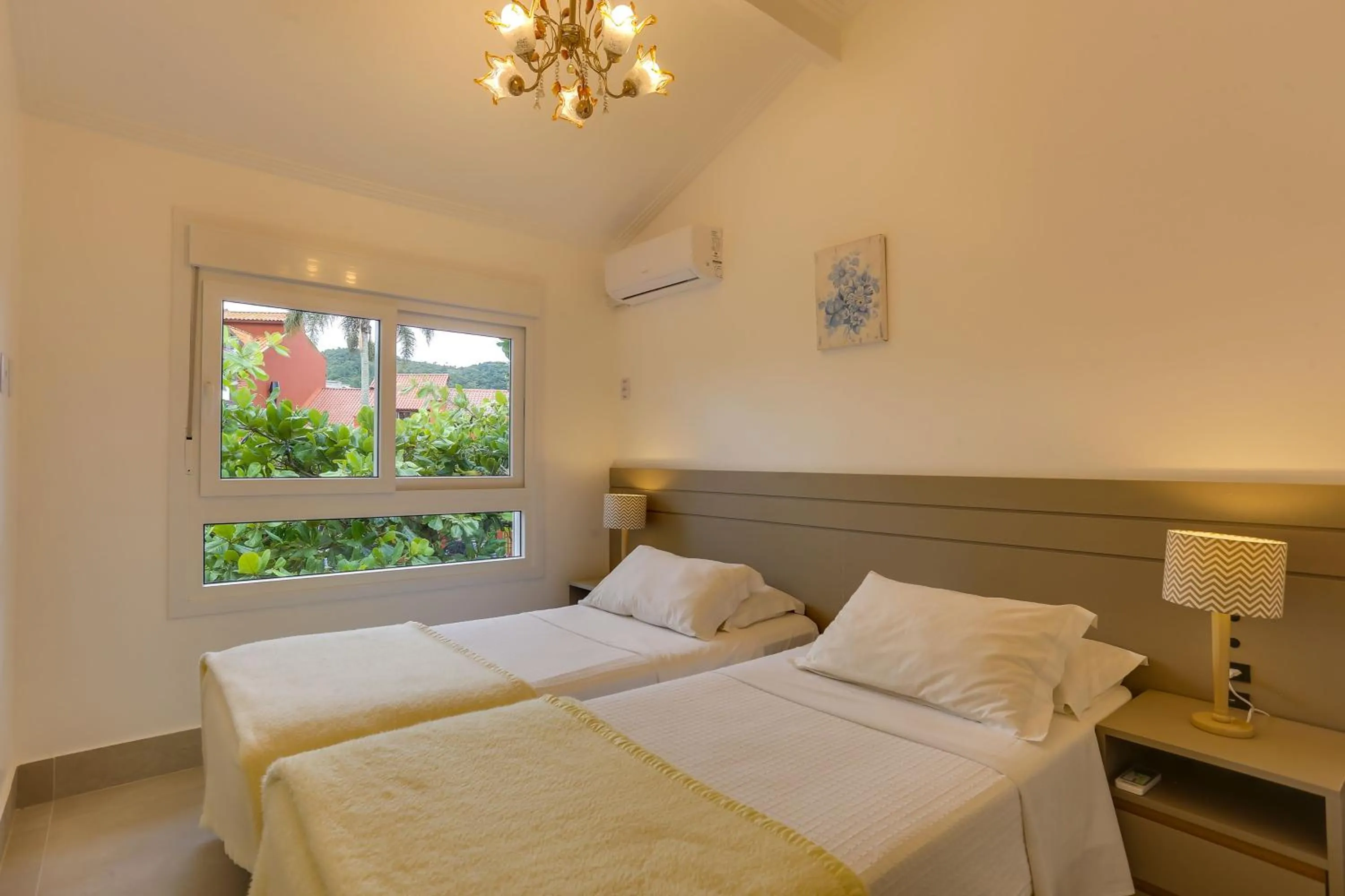 Bedroom, Bed in Villas Jurerê Residences