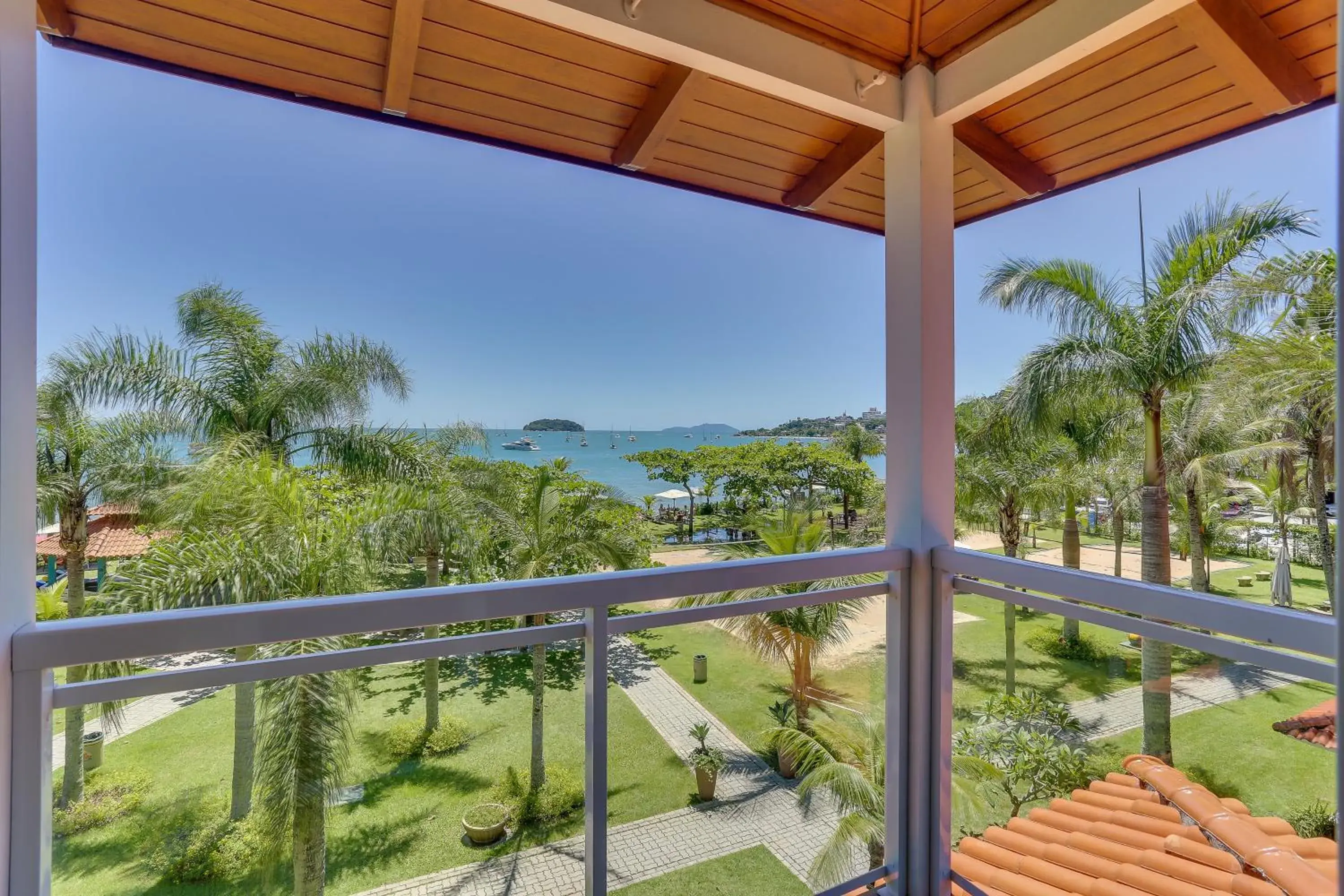 Three-Bedroom House 663 in Villas Jurerê Residences Three-Bedroom House 663 in Villas Jurerê Residences