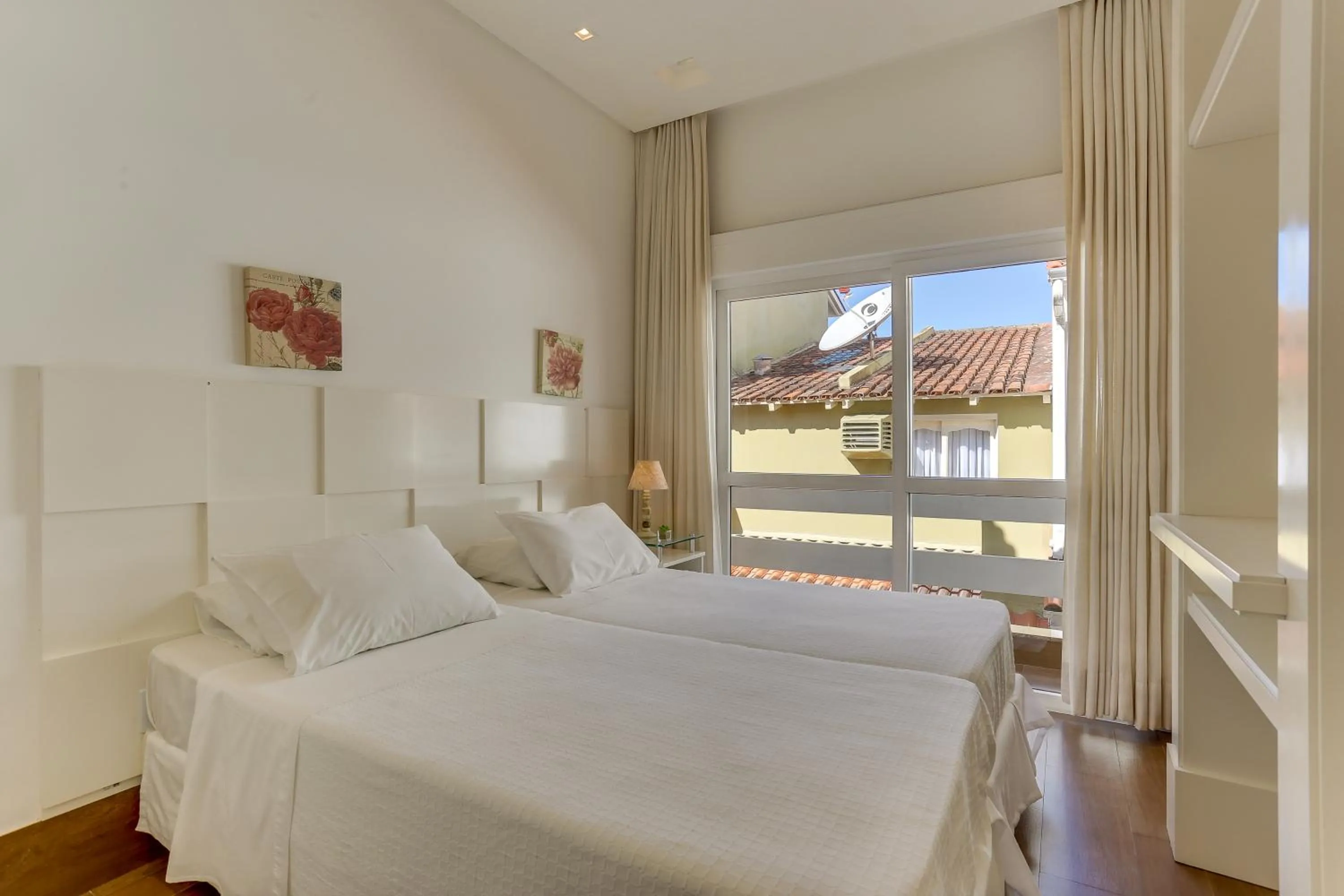 Bedroom, Bed in Villas Jurerê Residences
