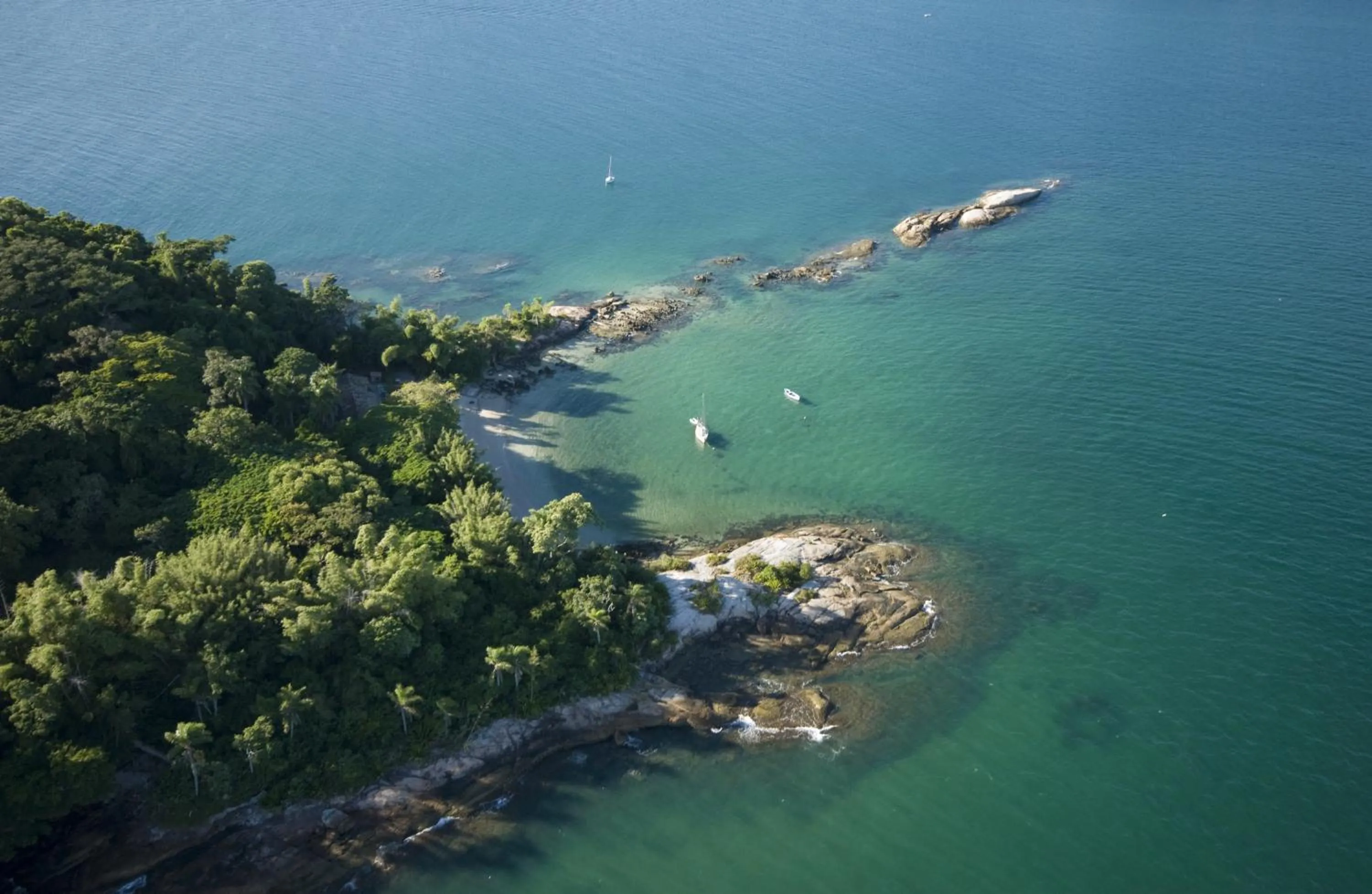 Day in Villas Jurerê Residences