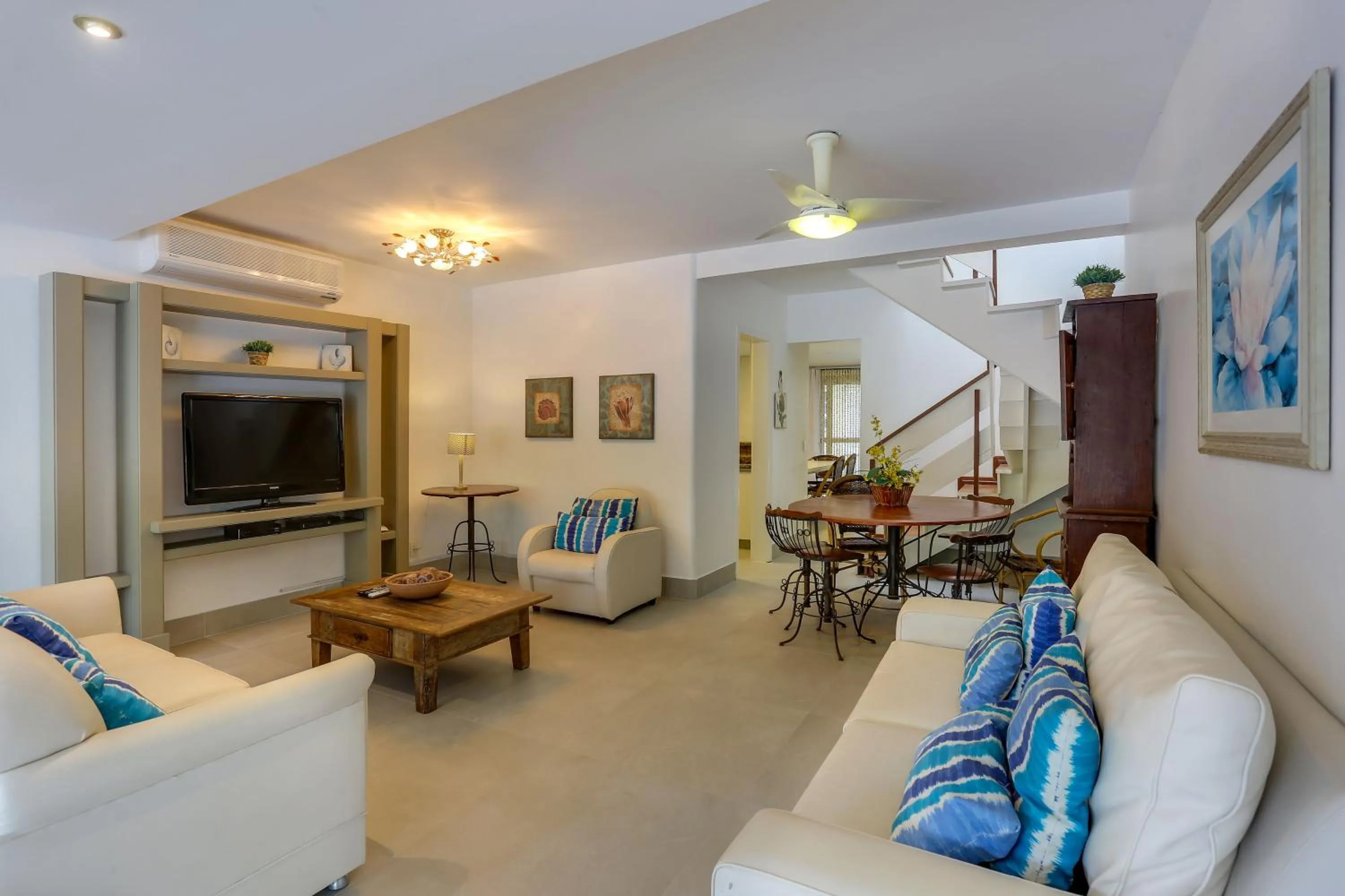 Living room in Villas Jurerê Residences