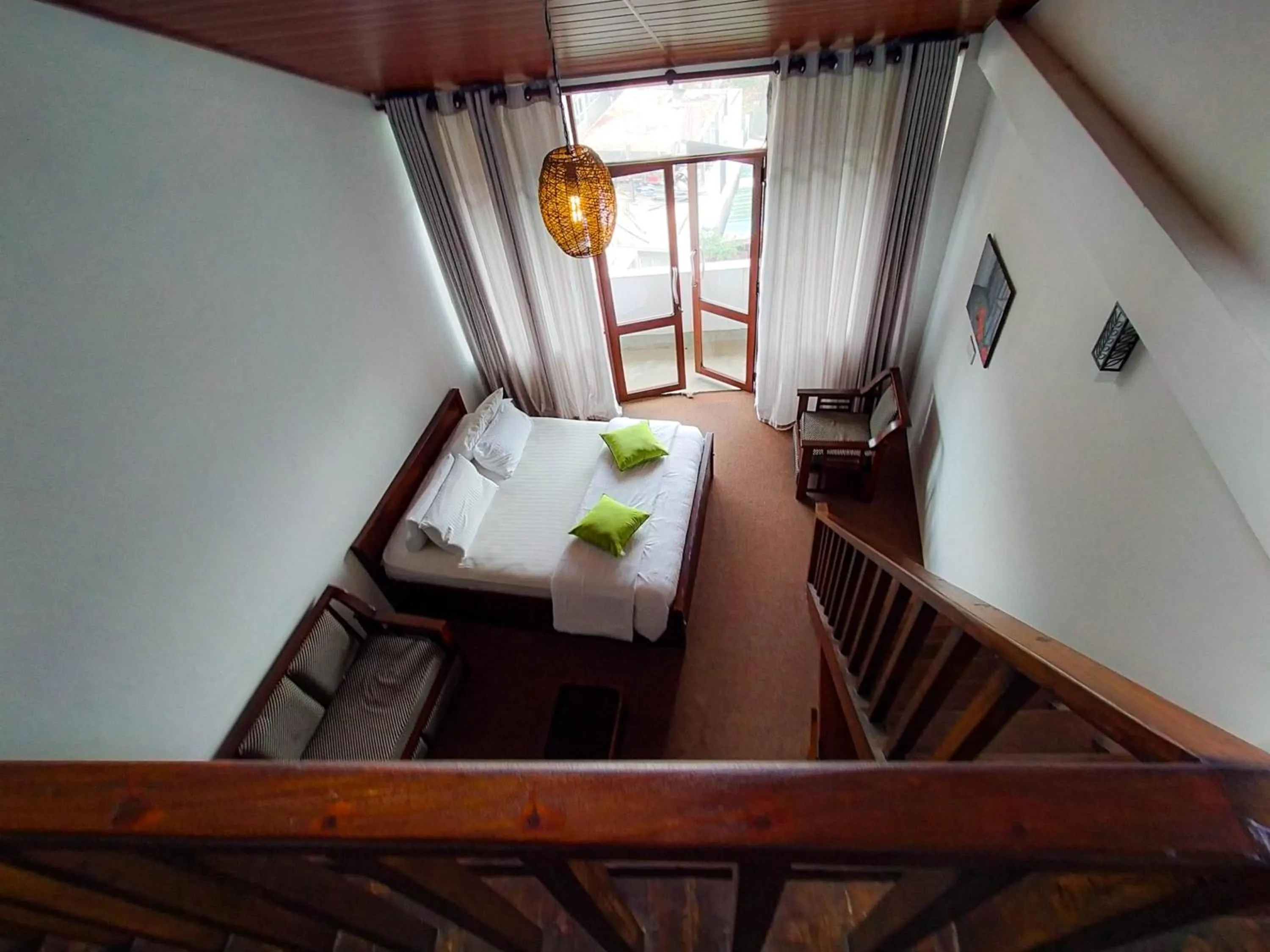 Bed in MANUDI Glenfallsedge Rest